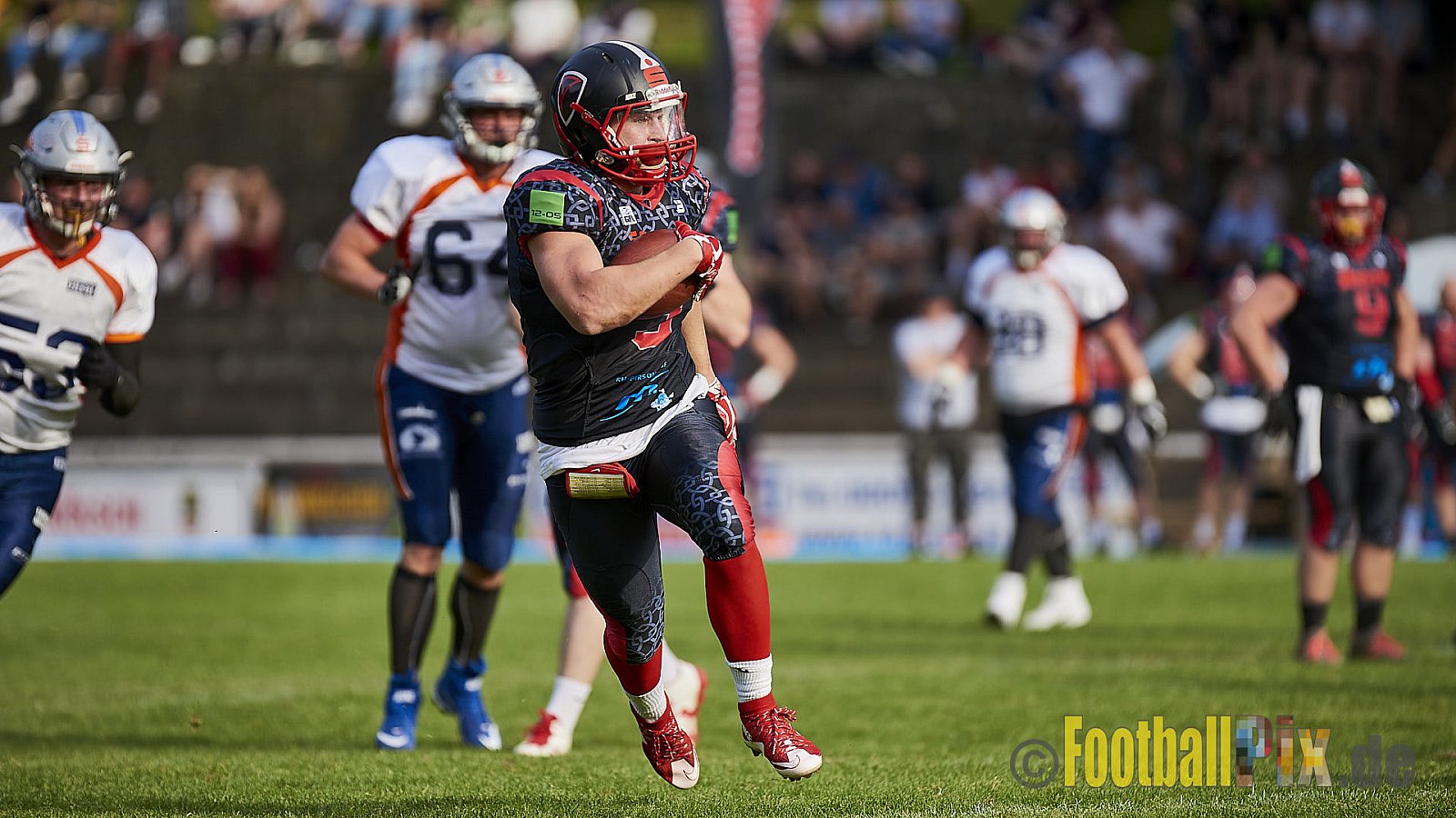 Solingen Paladins vs. Rostock Griffins - 12.05.2018 GFL2: Solingen Paladins vs. Rostock Griffins (41:30)