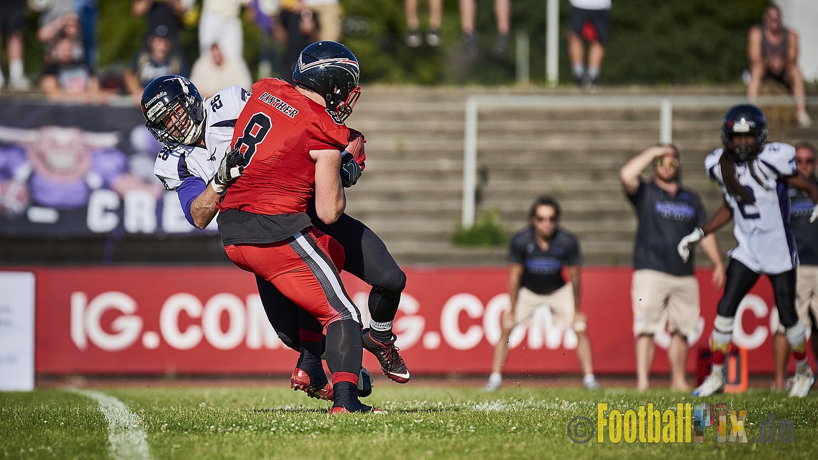 Düsseldorf Panther vs. Langenfeld Longhorns - DPantherVsLangenfeldLonghorns