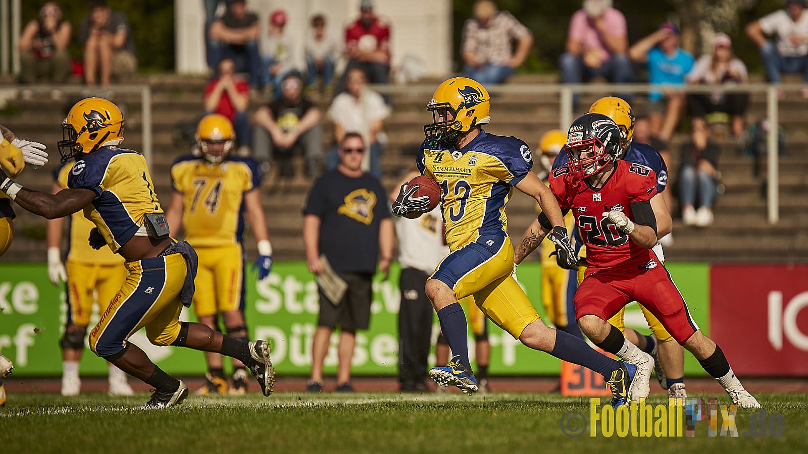 Düsseldorf Panther vs. Elmshorn Fighting Pirates - DPantherVsElmshornFightingPirates