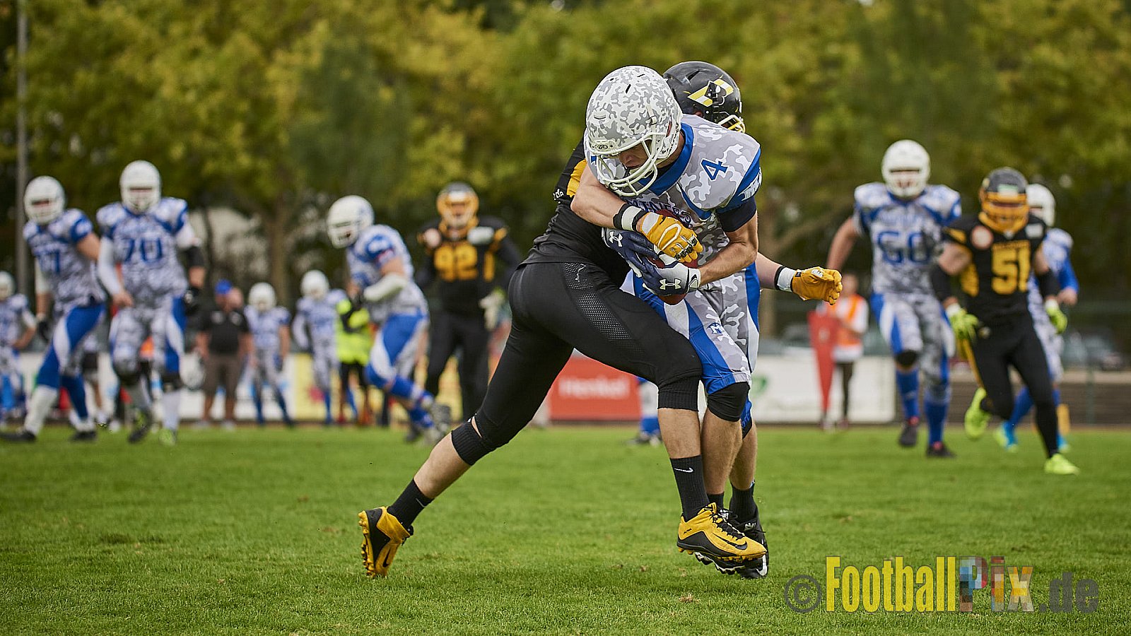Düsseldorf Bulldozer vs. Witterschlick Fighting Miners - DBulldozerVsWitterschlickFightingMiners