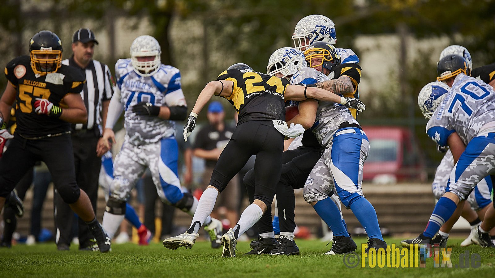Düsseldorf Bulldozer vs. Witterschlick Fighting Miners - DBulldozerVsWitterschlickFightingMiners