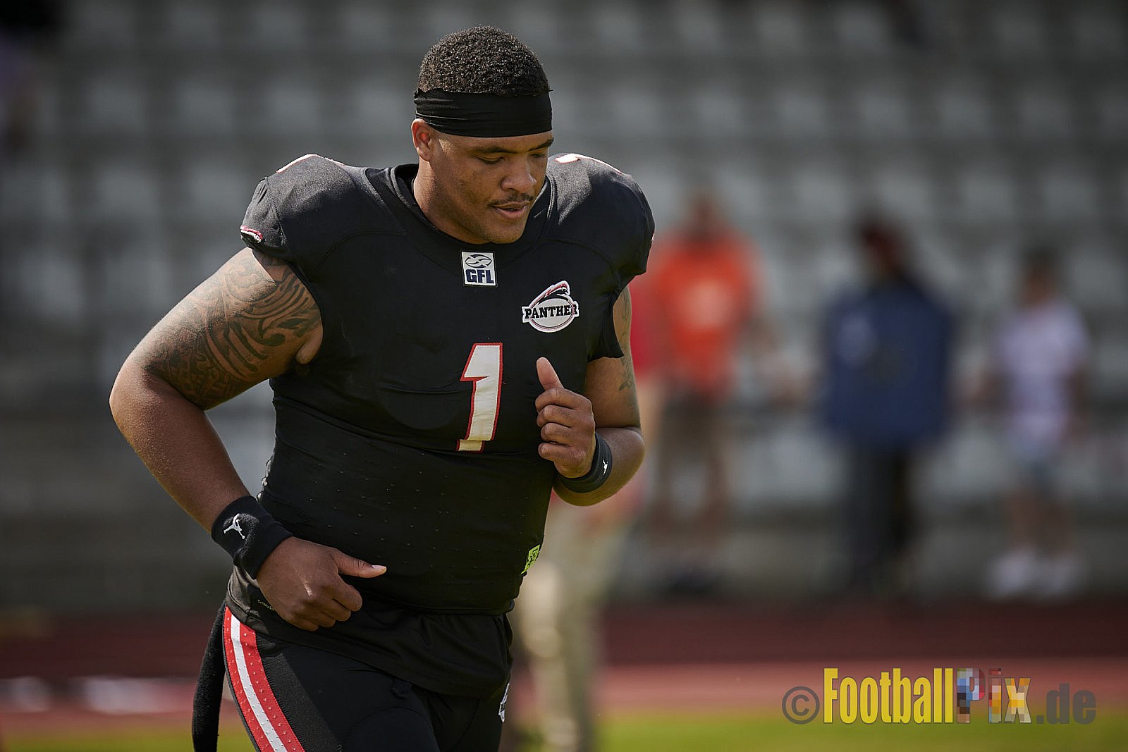 GFL2 Season 2021 Düsseldorf Panther vs. Hamburg Huskies am 12.06.2021 im Stadion VfL Benrath, Karl-Hohmann-Straße 70, 40597 Düsseldorf, Punkte Endstand 12 : 06.
[Bildnummer: 2021-06-12_0067] - DPantherVsHamburgHuskies