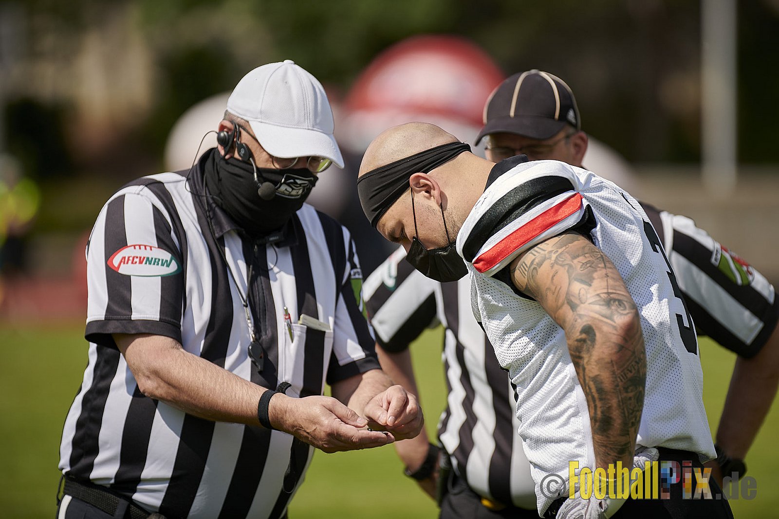 GFL2 Season 2021 Düsseldorf Panther vs. Hamburg Huskies am 12.06.2021 im Stadion VfL Benrath, Karl-Hohmann-Straße 70, 40597 Düsseldorf, Punkte Endstand 12 : 06.
[Bildnummer: 2021-06-12_0087] - DPantherVsHamburgHuskies
