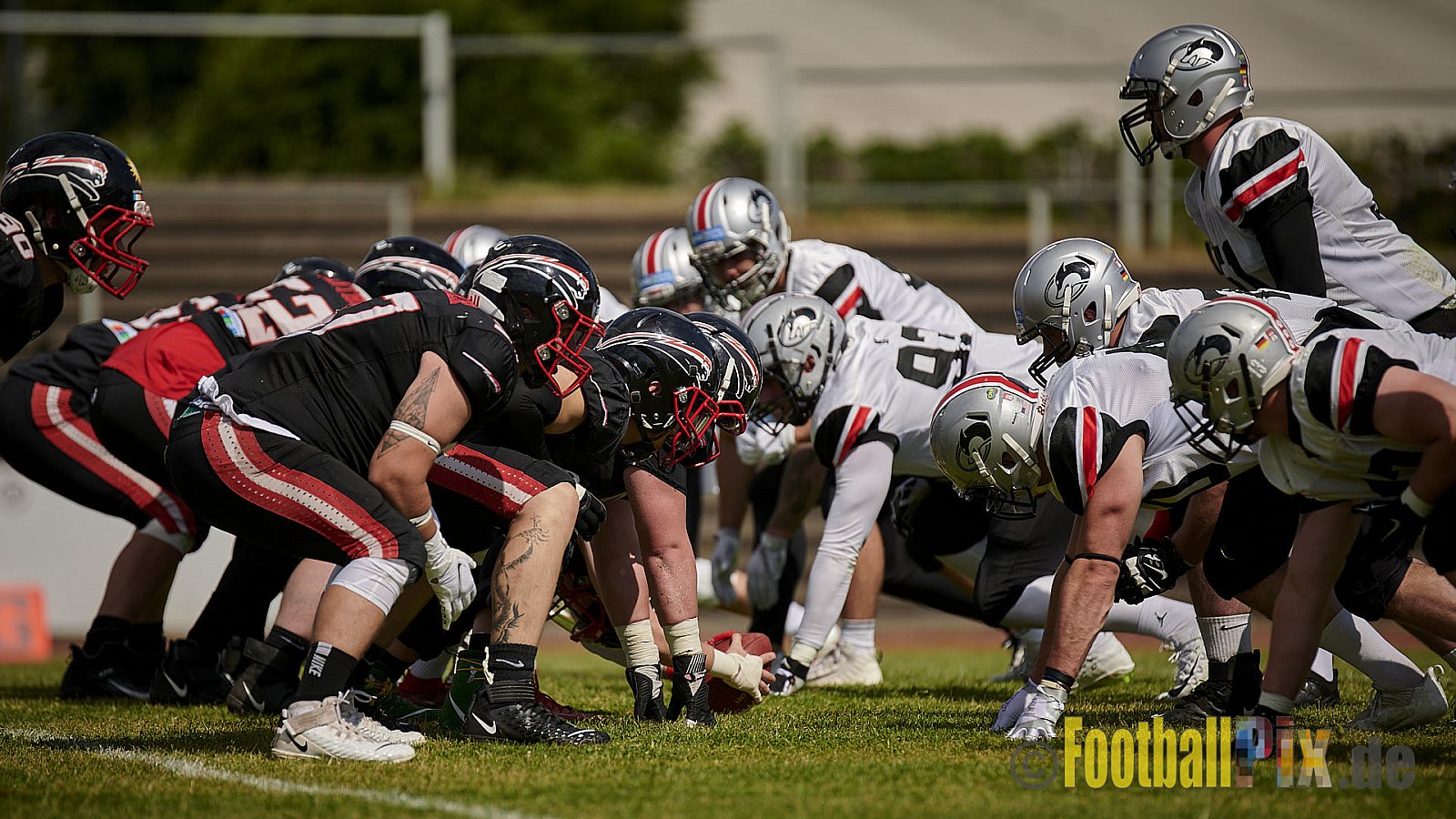 GFL2 Season 2021 Düsseldorf Panther vs. Hamburg Huskies am 12.06.2021 im Stadion VfL Benrath, Karl-Hohmann-Straße 70, 40597 Düsseldorf, Punkte Endstand 12 : 06.
[Bildnummer: 2021-06-12_0123] - DPantherVsHamburgHuskies