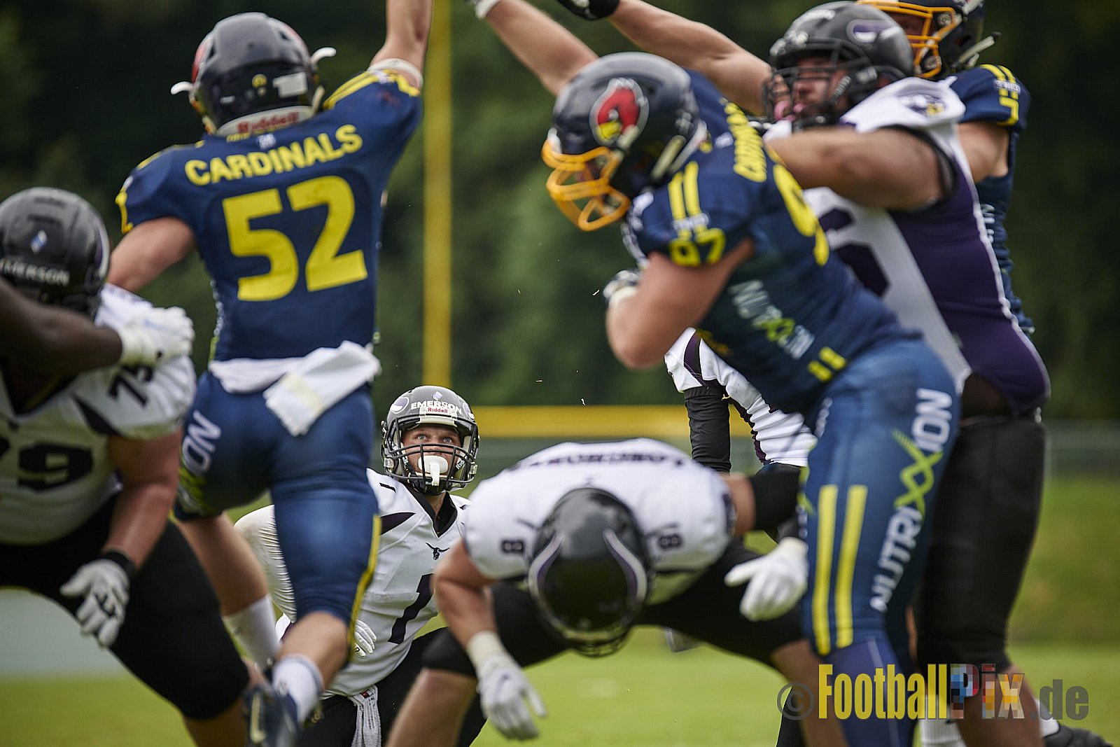 GFL2 Season 2021 Assindia Cardinals vs. Langenfeld Longhorns am 4.07.2021 im Stadion Am Hallo, Hallostraße, 45141 Essen. Endstand des Spiels 28 : 31.
[Bildnummer: 2021-07-04_0073] - AssindiaCardinalsVsLangenfeldLonghorns