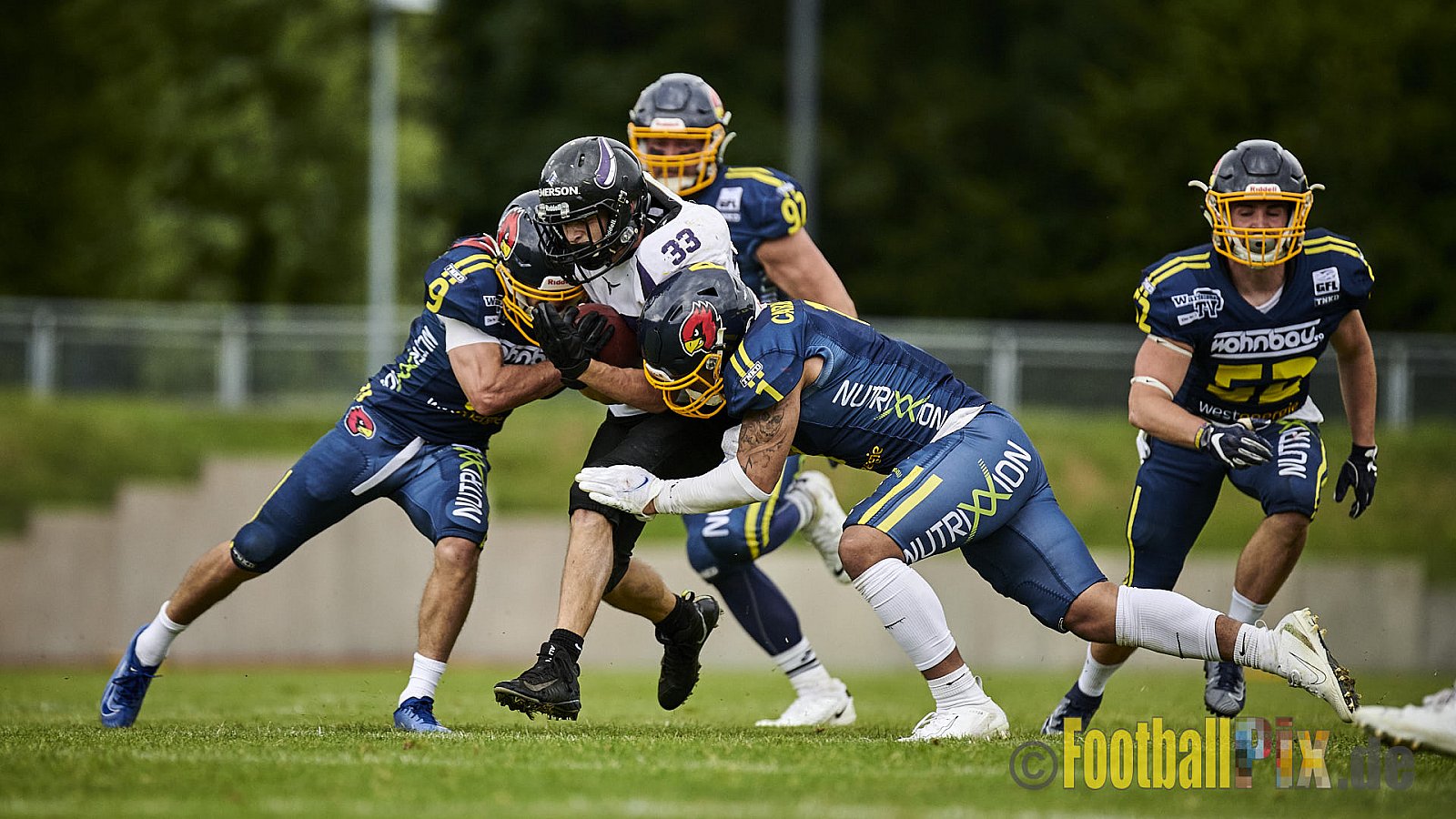 GFL2 Season 2021 Assindia Cardinals vs. Langenfeld Longhorns am 4.07.2021 im Stadion Am Hallo, Hallostraße, 45141 Essen. Endstand des Spiels 28 : 31.
[Bildnummer: 2021-07-04_0317] - AssindiaCardinalsVsLangenfeldLonghorns