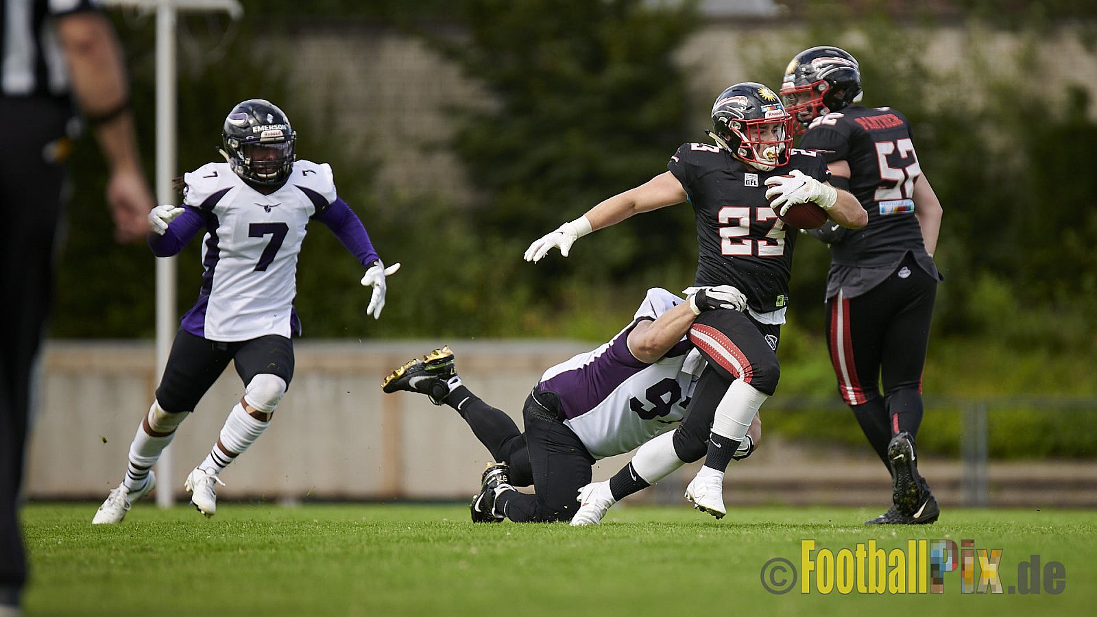 GFL2 Season 2021 Düsseldorf Panther vs. Langenfeld Longhorns am 7.08.2021 im Stadion VfL Benrath, Karl-Hohmann-Straße 70, 40597 Düsseldorf, Punkte Endstand 17 : 0.
[Bildnummer: 2021-08-07_0032]Düsseldorf Panther vs. Langenfeld Longhorns am 7.08.2021 - DPantherVsLangenfeldLonghorns