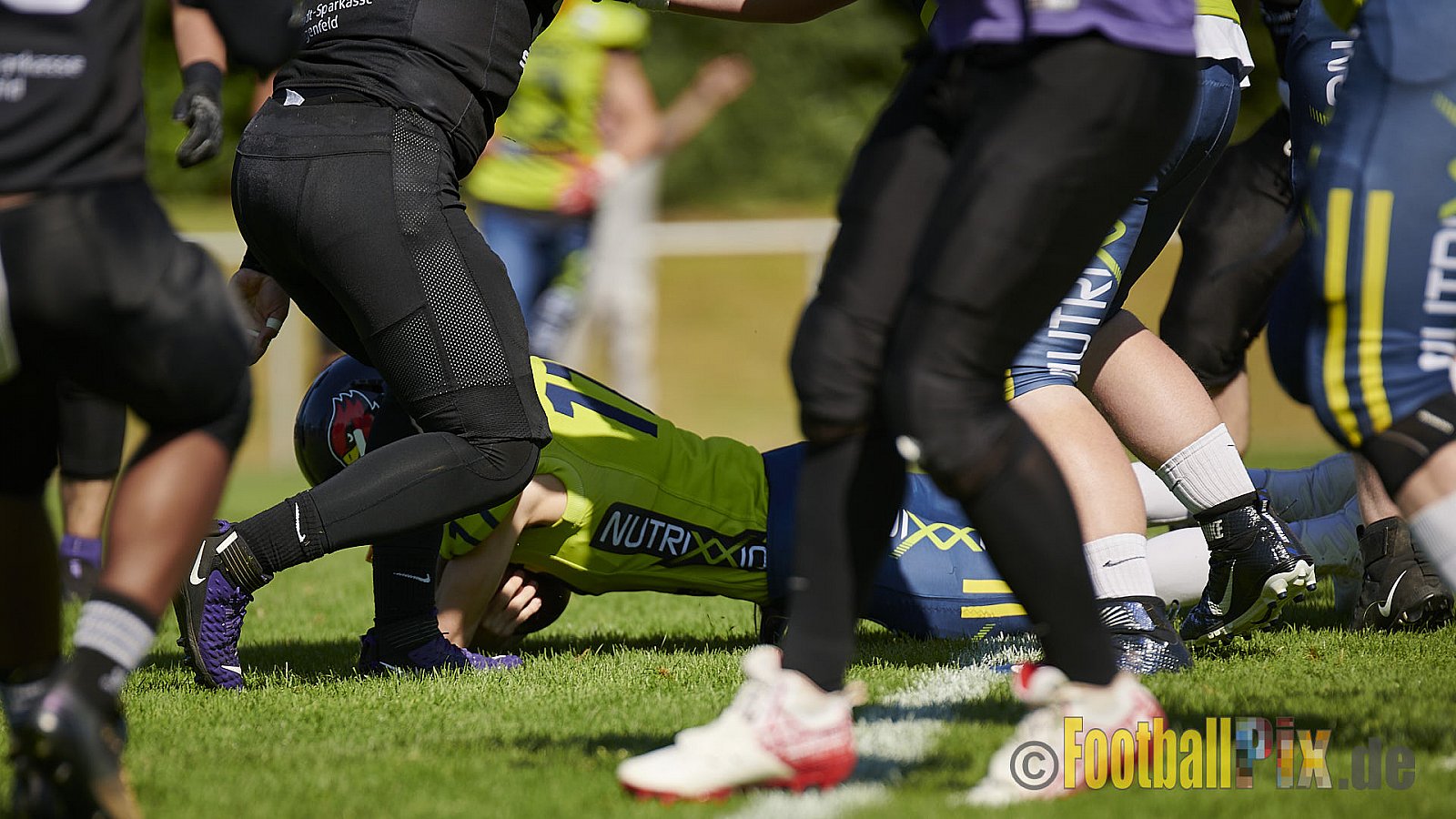 GFL2 Season 2021 Langenfeld Longhorns vs. Assindia Cardinals am 14.08.2021 im Jahnstadion, Jahnstr.4, 40764 Langenfeld. Punkte Endstand 42 : 12 (2:6/14:0/13:6/13:0)
[Bildnummer: 2021-08-14_0142] - LangenfeldLonghornsVsAssindiaCardinals