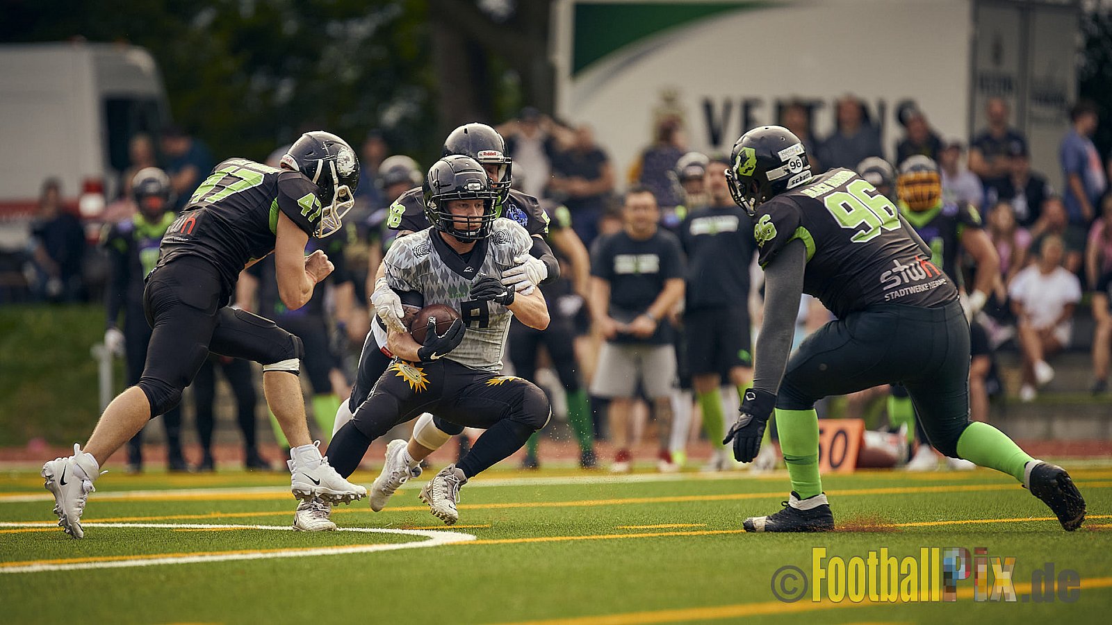AFCV NRW Landesliga Season 2021 Herne Black Barons vs. Minden Wolves am 26.09.2021 im Stadion Horststadion, Gartenstraße 12-16, 44625 Herne, Punkte Endstand 03 : 27.
[Bildnummer: 2021-09-26_0355] - HerneBlackBaronsVsMindenWolves