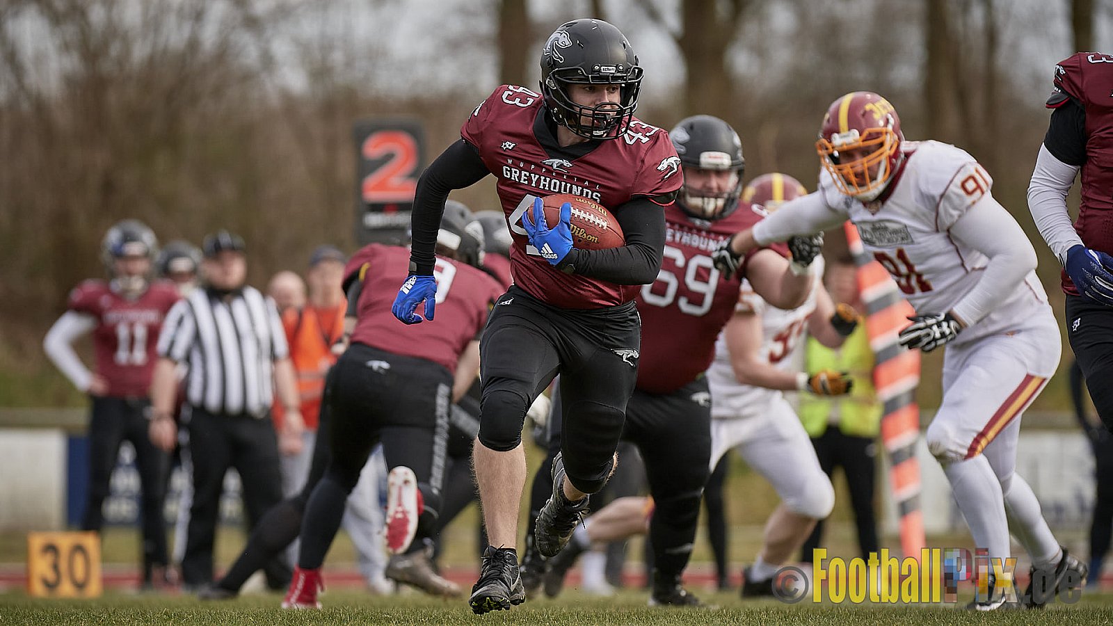 AFCV NRW Freundschaftsspiel Season 2022 Troisdorf Jets vs. Wuppertal Greyhounds am 12.03.2022 im Aggerstadion Troisdorf, Taubengasse 199, 53840 Troisdorf, Punkte Endstand 31 : 07.
[Bildnummer: 2022-03-12_0179] - TroisdorfJetsVsWuppertalGreyhounds