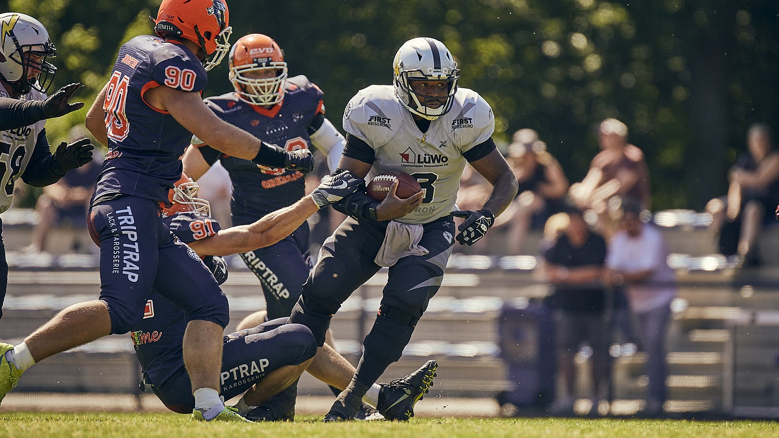 AFCV NRW Liga Season 2022 Oberhausen Tornados vs. Lüdenscheid Lightnings am 15.05.2022 im Stadion Sterkrade, 46145 Oberhausen, Punkte Endstand 26 : 36.
[Bildnummer: 2022-05-15_0082] - OberhausenTornadosVsLuedenscheidLightnings