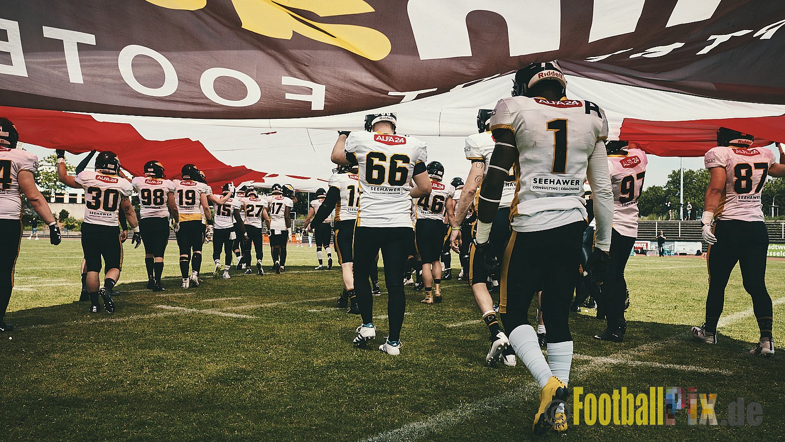 GFL Season 2022 Düsseldorf Panther vs. Berlin Adler am 4.06.2022 im Stadion VfL Benrath, Karl-Hohmann-Straße 70, 40597 Düsseldorf. Spiel Endstand 0 : 21. Bildnummer: 2022-06-04_0009 - DPantherVsBerlinAdler