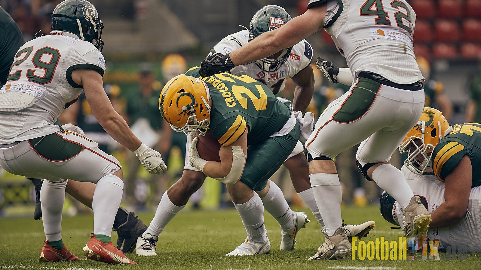 GFL Season 2022 Cologne Crocodiles vs. Kiel Baltic Hurricanes am 11.06.2022 im Stadion Stadion Höhenberg, Höhenberger Ring, 51103 Köln. Punkte Endstand 49 : 00. Bildnummer: 2022-06-11_0576 - CologneCrocodilesVsKielBalticHurricanes