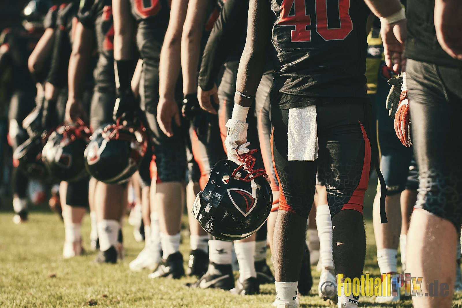 GFL2 Season 2022 Solingen Paladins vs. Assindia Cardinals am 2.07.2022 im Stadion Jahnkampfbahn Solingen, Adolf-Clarenbach-Straße 36, 42719 Solingen. Spiel Endstand 25 : 13. Bildnummer: 2022-07-02_0522 - SolingenPaladinsVsAssindiaCardinals
