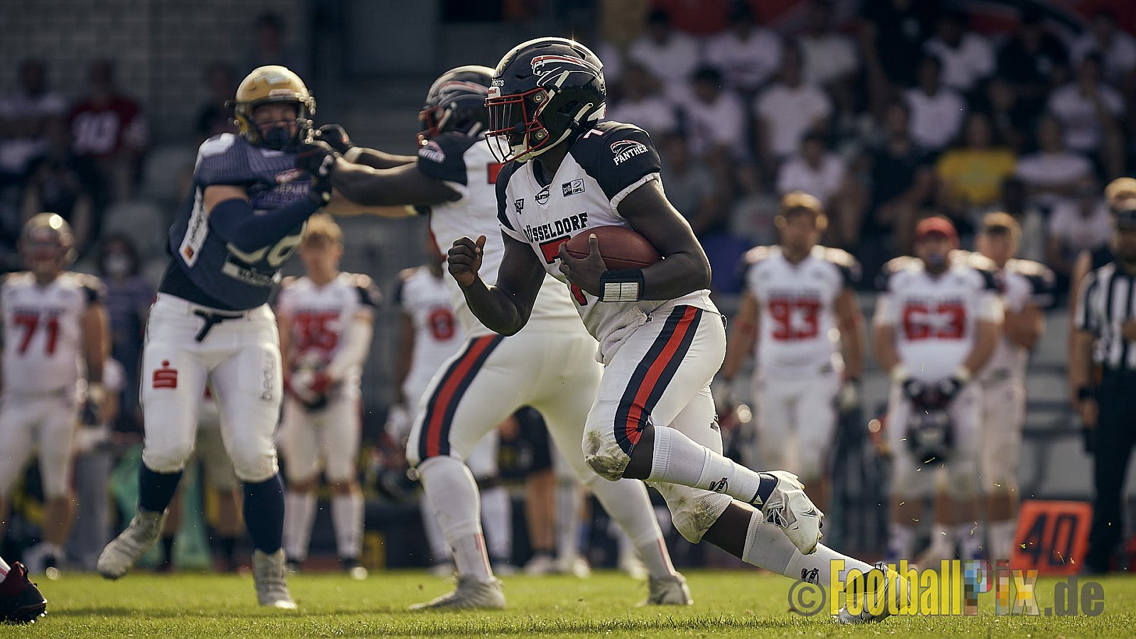 Spiel der GFL Season 2022 Düsseldorf Panther vs. Dresden Monarchs am 30.07.2022 im Stadion VfL Benrath, Karl-Hohmann-Straße 70, 40597 Düsseldorf, Punkte Endstand 00 : 21.
[Bildnummer: 2022-07-30_0365] - DPantherVsDresdenMonarchs