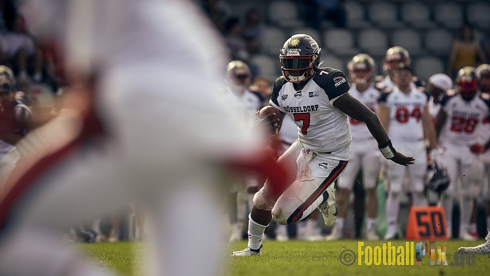 Spiel der GFL Season 2022 Düsseldorf Panther vs. Dresden Monarchs am 30.07.2022 im Stadion VfL Benrath, Karl-Hohmann-Straße 70, 40597 Düsseldorf, Punkte Endstand 00 : 21.
[Bildnummer: 2022-07-30_0384] - DPantherVsDresdenMonarchs