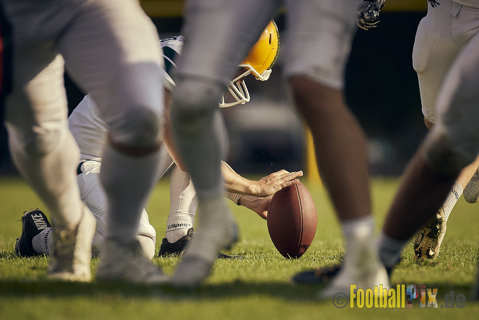 Spiel der GFL Season 2022 Düsseldorf Panther vs. Cologne Crocodiles am 20.08.2022 im Stadion VfL Benrath, Karl-Hohmann-Straße 70, 40597 Düsseldorf, Punkte Endstand 07 : 49.
[Bildnummer: 2022-08-20_0356] - DPantherVsCologneCrocodiles