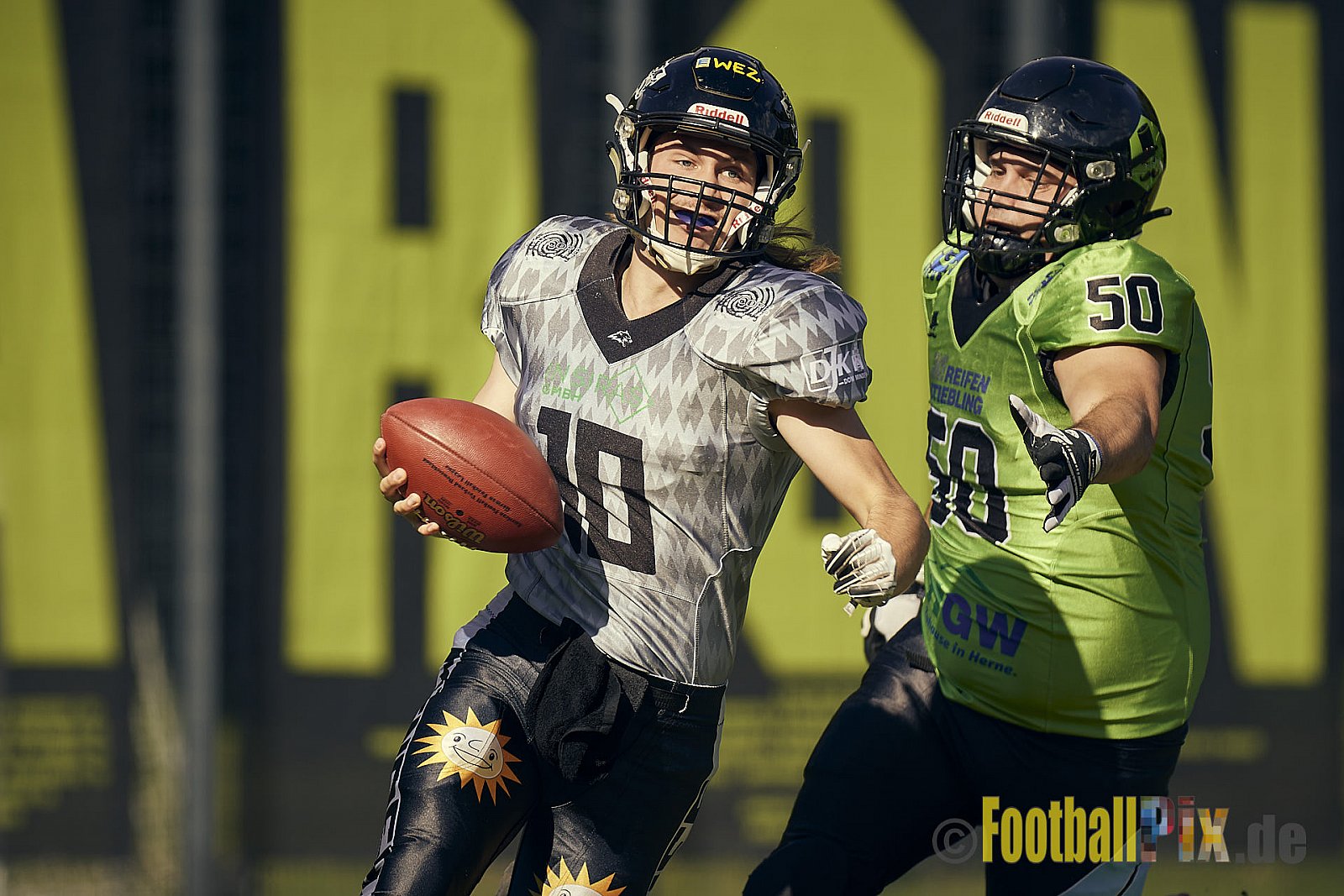 AFCV NRW Verbandsliga Ost Season 2022 Herne Black Barons vs. Minden Wolves am 25.09.2022 im Stadion Horststadion, Gartenstraße 12-16, 44625 Herne, Punkte Endstand 12 : 34.
[Bildnummer: 2022-09-25_0139] - HerneBlackBaronsMindenWolves