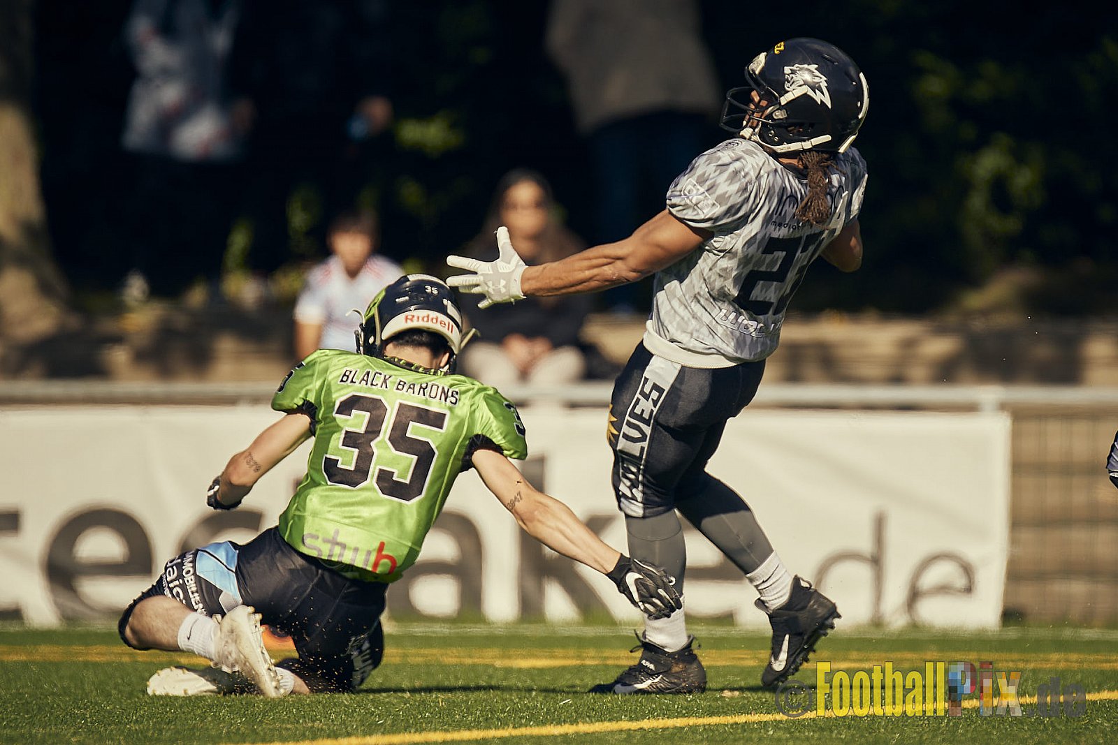 AFCV NRW Verbandsliga Ost Season 2022 Herne Black Barons vs. Minden Wolves am 25.09.2022 im Stadion Horststadion, Gartenstraße 12-16, 44625 Herne, Punkte Endstand 12 : 34.
[Bildnummer: 2022-09-25_0292] - HerneBlackBaronsMindenWolves