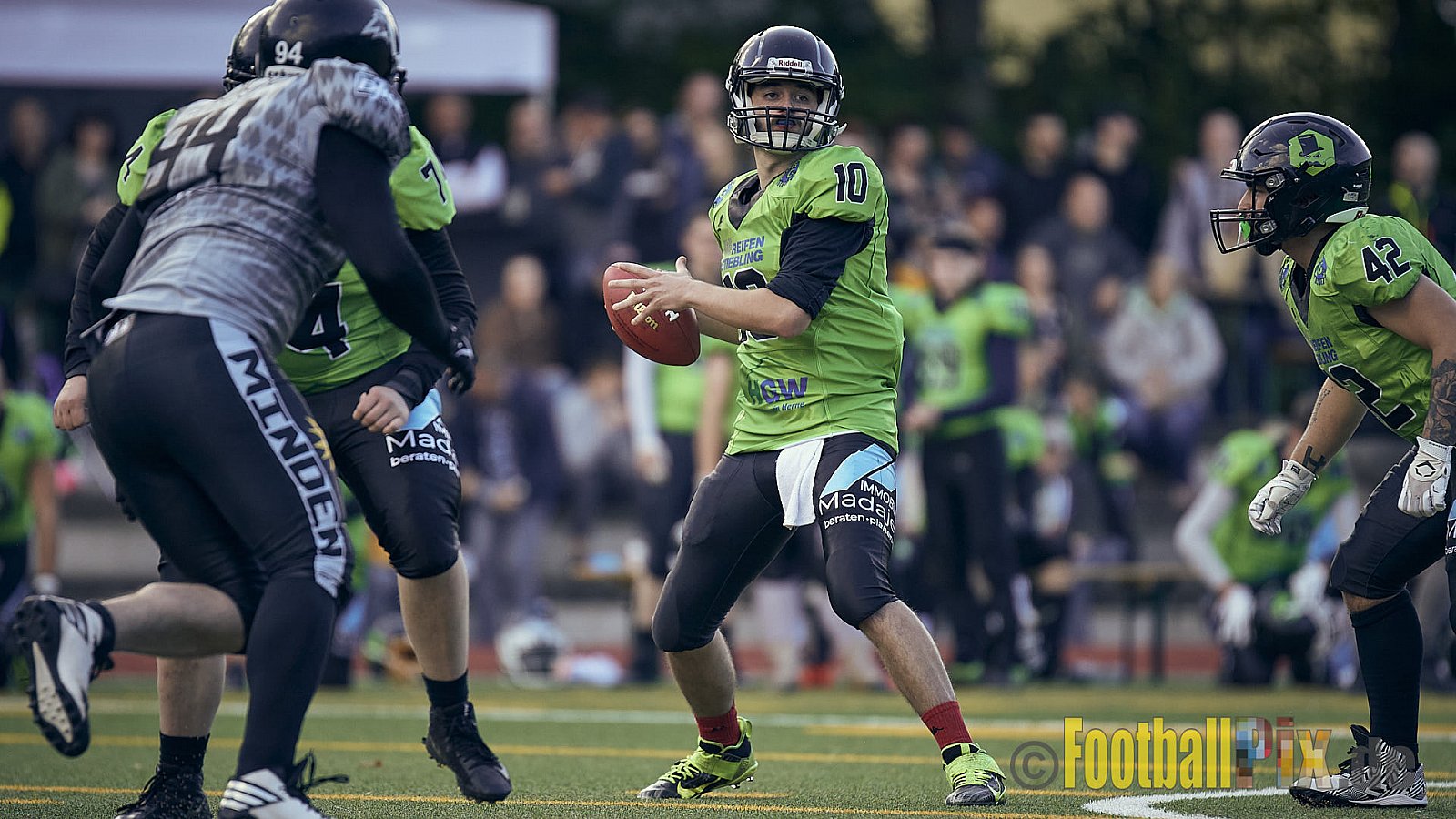 AFCV NRW Verbandsliga Ost Season 2022 Herne Black Barons vs. Minden Wolves am 25.09.2022 im Stadion Horststadion, Gartenstraße 12-16, 44625 Herne, Punkte Endstand 12 : 34.
[Bildnummer: 2022-09-25_0400] - HerneBlackBaronsMindenWolves