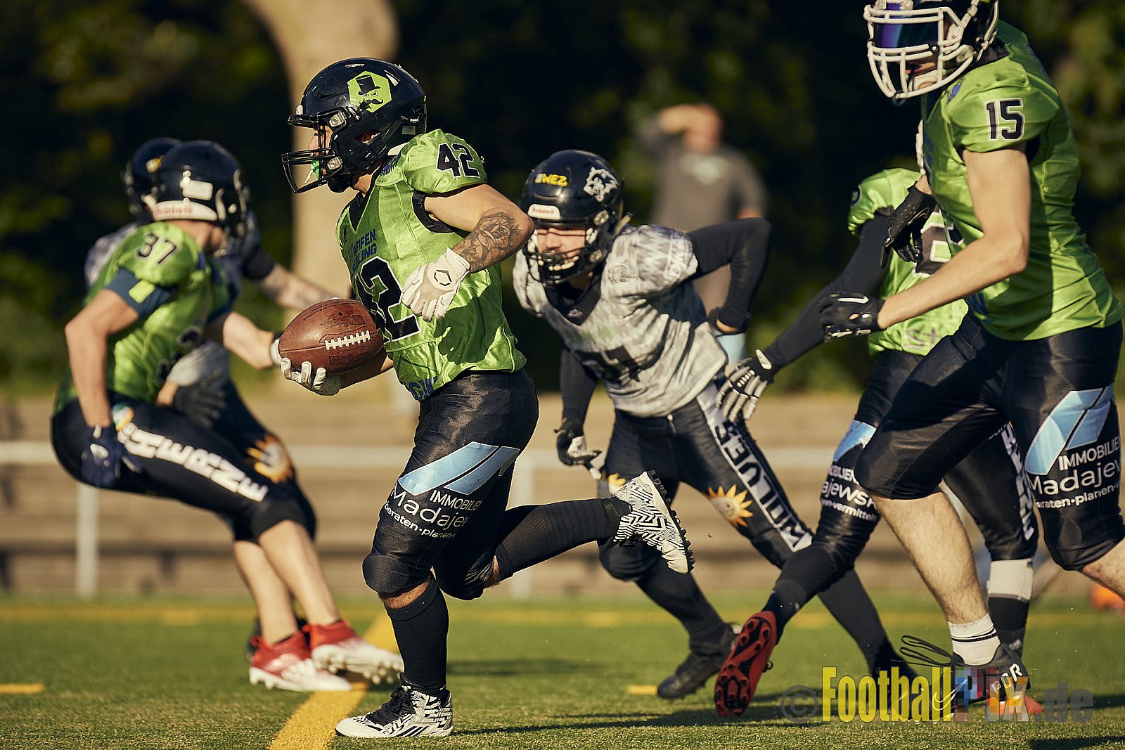 AFCV NRW Verbandsliga Ost Season 2022 Herne Black Barons vs. Minden Wolves am 25.09.2022 im Stadion Horststadion, Gartenstraße 12-16, 44625 Herne, Punkte Endstand 12 : 34.
[Bildnummer: 2022-09-25_0595] - HerneBlackBaronsMindenWolves