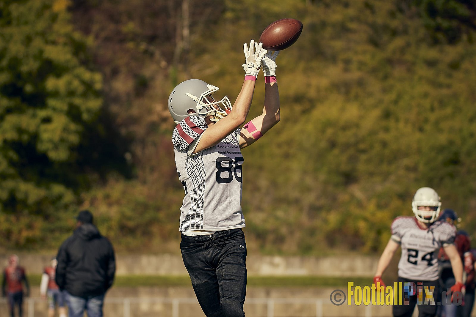 AFCV NRW Landesliga Season 2022 Iserlohn Titans vs. Bochum Rebels am 08.10.2022 im Stadion Hemberg-Stadion (Süd), Immermannstraße 10, 58636 Iserlohn, Punkte Endstand 13 : 03.
[Bildnummer: 2022-10-08_0016] - IserlohnTitansVsBochumRebels