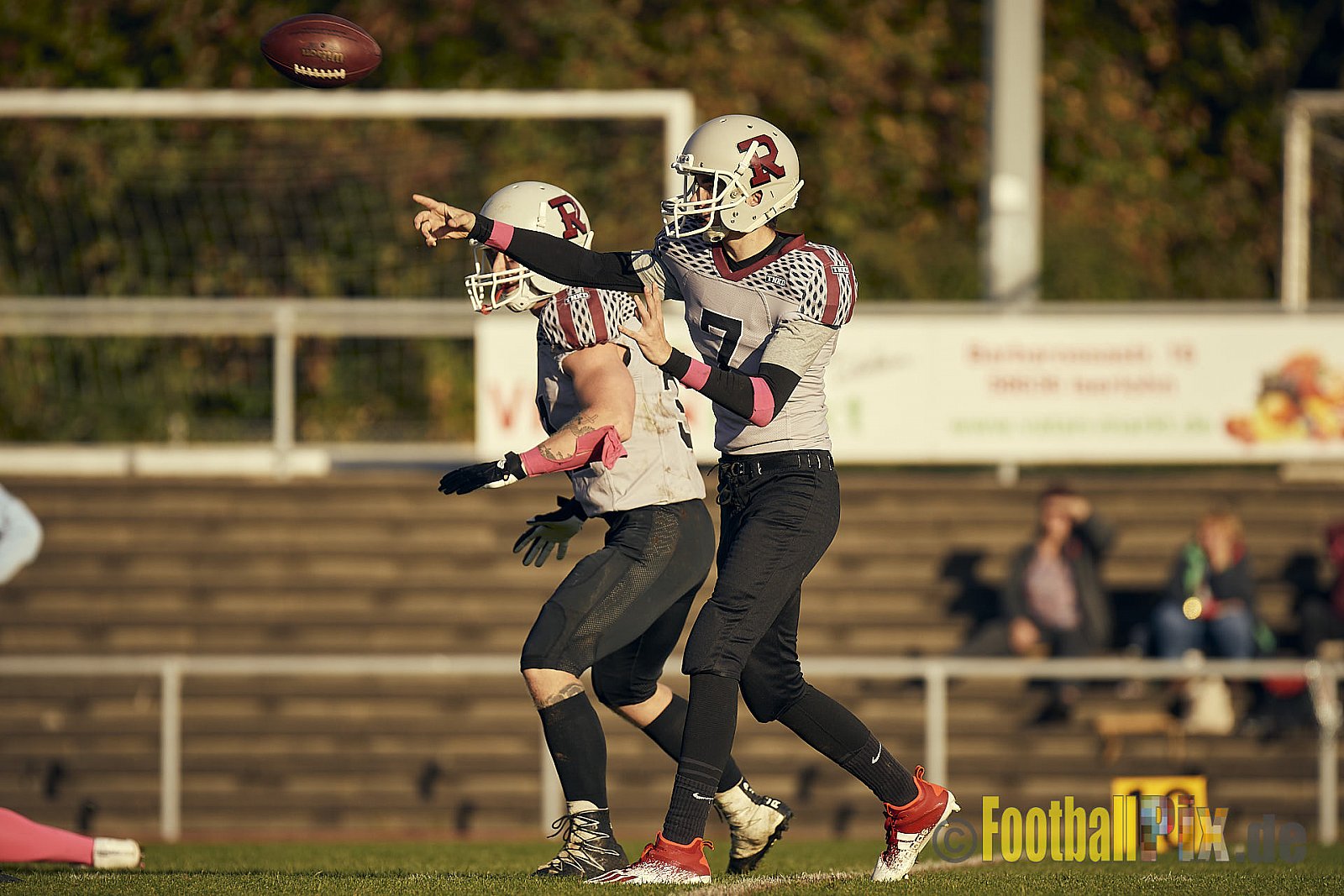 AFCV NRW Landesliga Season 2022 Iserlohn Titans vs. Bochum Rebels am 08.10.2022 im Stadion Hemberg-Stadion (Süd), Immermannstraße 10, 58636 Iserlohn, Punkte Endstand 13 : 03.
[Bildnummer: 2022-10-08_0583] - IserlohnTitansVsBochumRebels