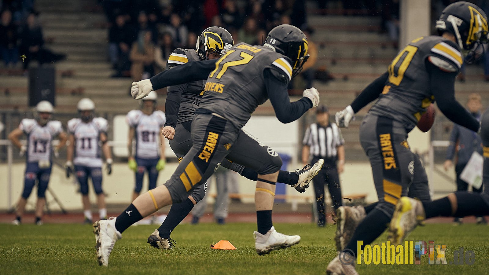 AFCV NRW Oberliga Season 2022 Remscheid Amboss vs. Krefeld Ravens am 15.10.2022 im Stadion Reinshagen Stadion, Wallburgstraße 25, 42857 Remscheid, Punkte Endstand 00 : 28.
[Bildnummer: 2022-10-15_0105] - RemscheidAmbossVsKrefeldRavens