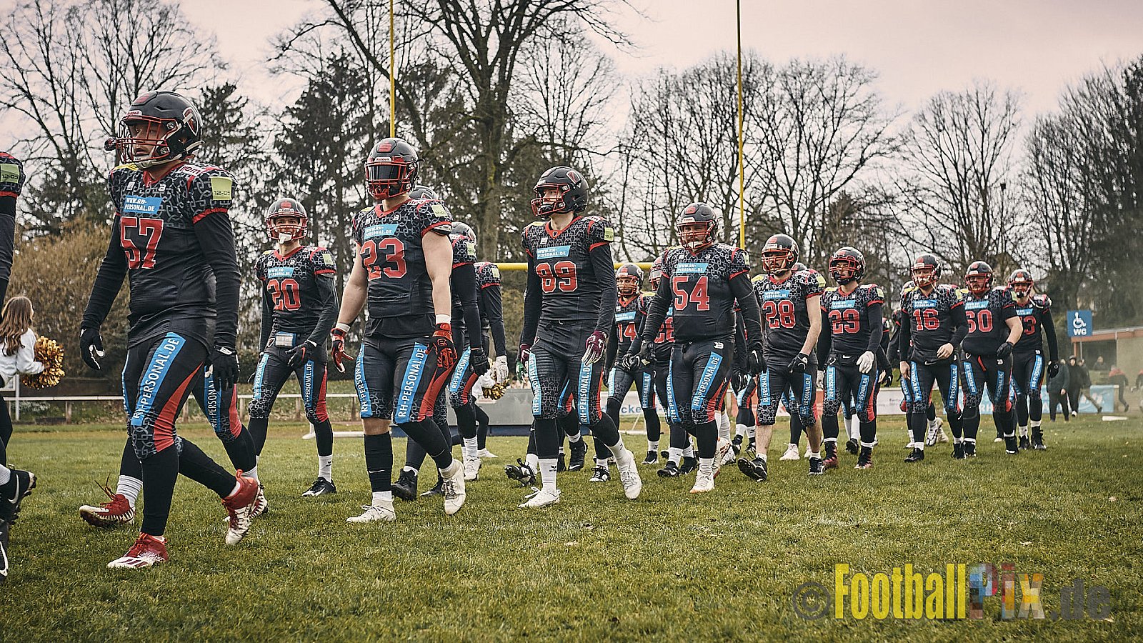 Preseason Game early bird 2023 Solingen Paladins vs. Lohne Longhorns am 4.03.2023 im Stadion Jahnkampfbahn Solingen, Adolf-Clarenbach-Straße 36, 42719 Solingen. Spiel Endstand 34 : 0. Bildnummer: 2023-03-04_0013 - SolingenPaladinsVsLohneLonghorns