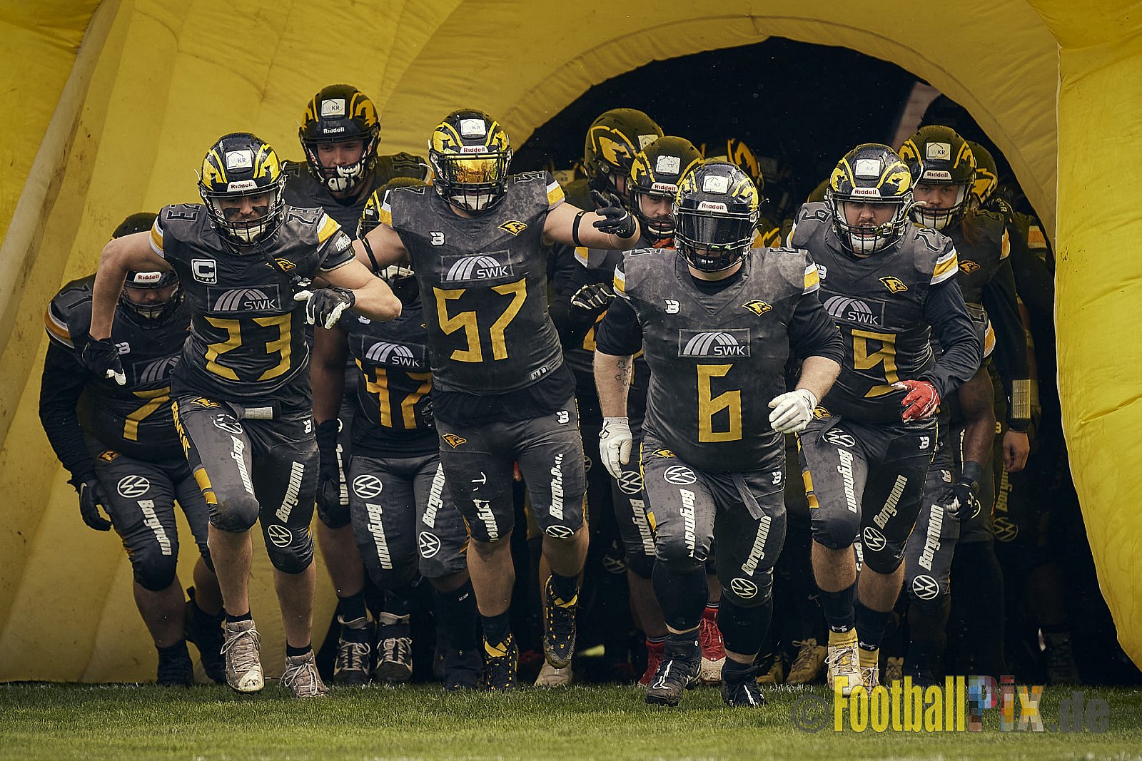 Preseason Game 2023 Krefeld Ravens vs. Troisdorf Jets am 25.03.2023 im Stadion BSA Sprödental. Die Adresse: BeziBSA Sprödental, Sprödentalstr. 15, 47799 Krefeld. Punkte Endstand 12 : 07. Bildnummer: 2023-03-25_0020 - KrefeldRavensVsTroisdorfJets
