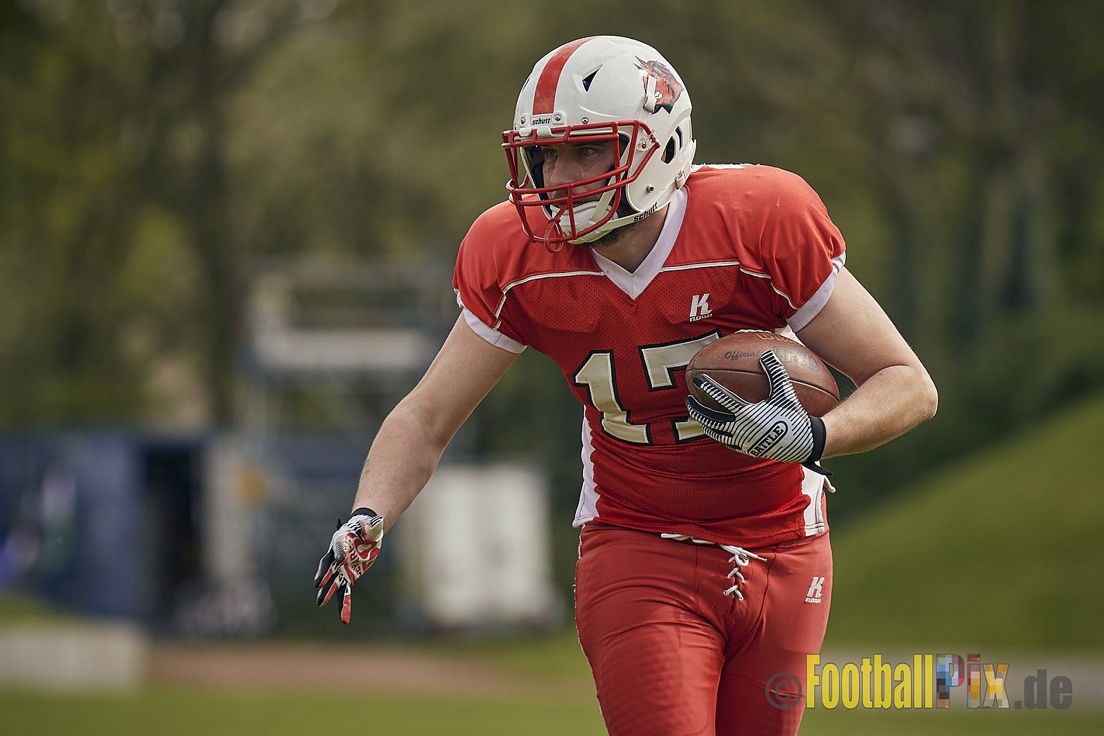 AFCV Verbandsliga Season 2023 Gelsenkirchen Devils vs. Wesseling Blackvenom am 22.04.2023 im Stadion Fürstenbergstadion, Fischerstraße 35, 45899 Gelsenkirchen, Punkte Endstand 14 : 20.
[2023-04-22_0077] - GelsenkirchenDevilsVsWesselingBlackvenom