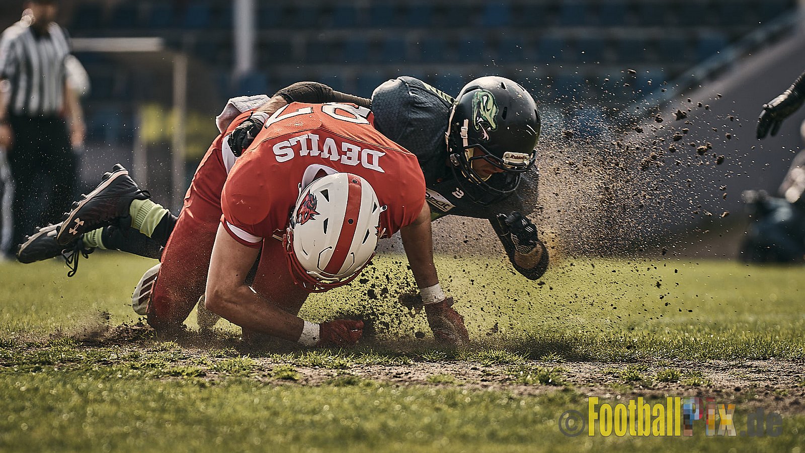 AFCV Verbandsliga Season 2023 Gelsenkirchen Devils vs. Wesseling Blackvenom am 22.04.2023 im Stadion Fürstenbergstadion, Fischerstraße 35, 45899 Gelsenkirchen, Punkte Endstand 14 : 20.
[2023-04-22_0090] - GelsenkirchenDevilsVsWesselingBlackvenom