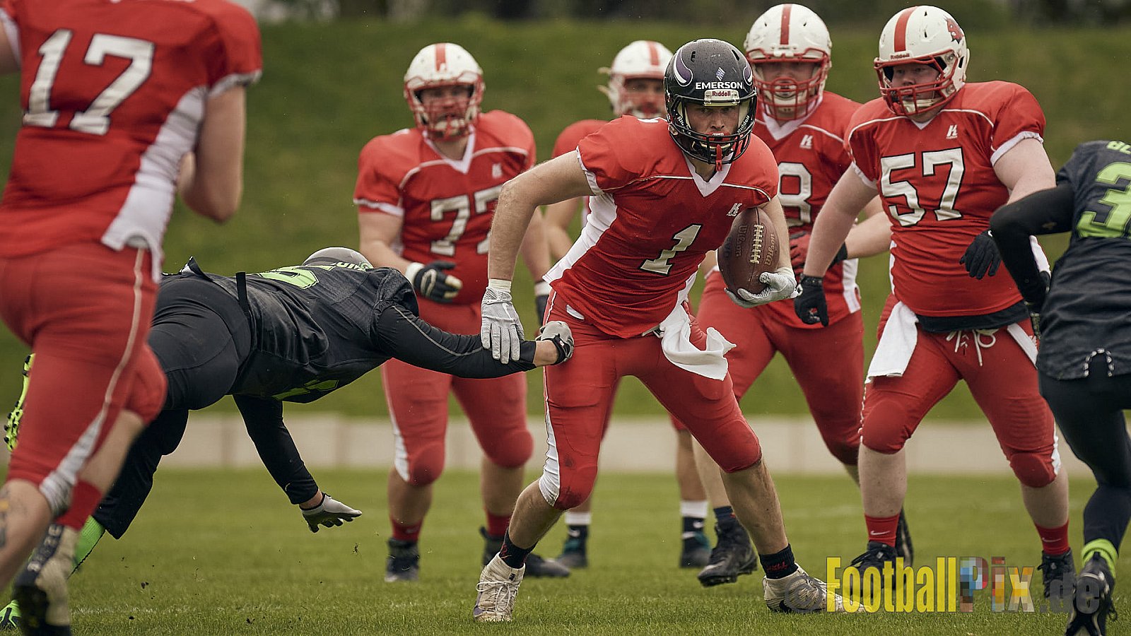 AFCV Verbandsliga Season 2023 Gelsenkirchen Devils vs. Wesseling Blackvenom am 22.04.2023 im Stadion Fürstenbergstadion, Fischerstraße 35, 45899 Gelsenkirchen, Punkte Endstand 14 : 20.
[2023-04-22_0324] - GelsenkirchenDevilsVsWesselingBlackvenom