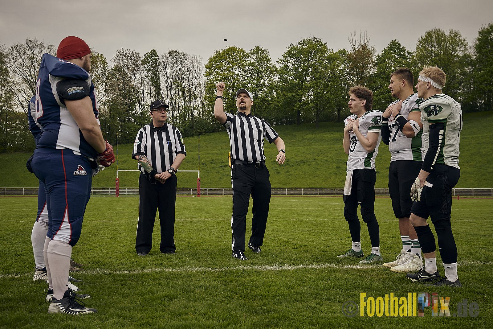 AFCV Verbandsliga Season 2023 Recklinghausen Chargers vs. Rheine Raptors am 29.04.2023 im Stadion Stadion Hohenhorst, Am Stadion 1, 45659 Recklinghausen, Punkte Endstand 37 : 10.
[2023-04-29_0028] - RecklinghausenChargersVsRheineRaptors