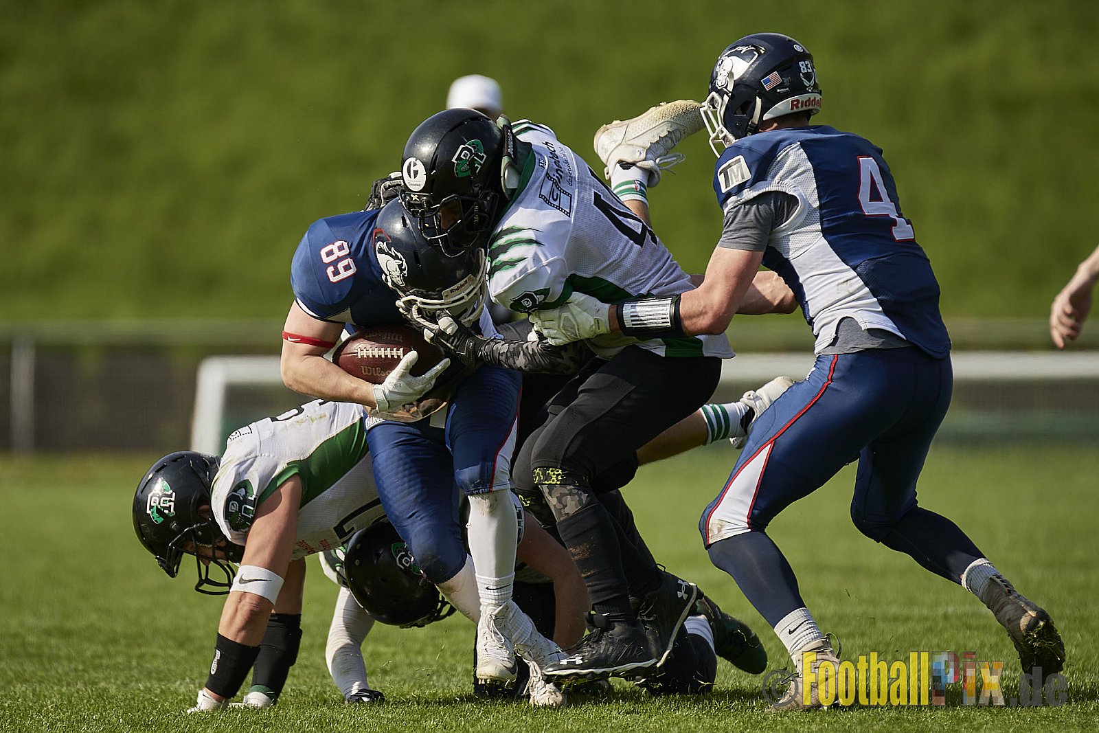 AFCV Verbandsliga Season 2023 Recklinghausen Chargers vs. Rheine Raptors am 29.04.2023 im Stadion Stadion Hohenhorst, Am Stadion 1, 45659 Recklinghausen, Punkte Endstand 37 : 10.
[2023-04-29_0328] - RecklinghausenChargersVsRheineRaptors