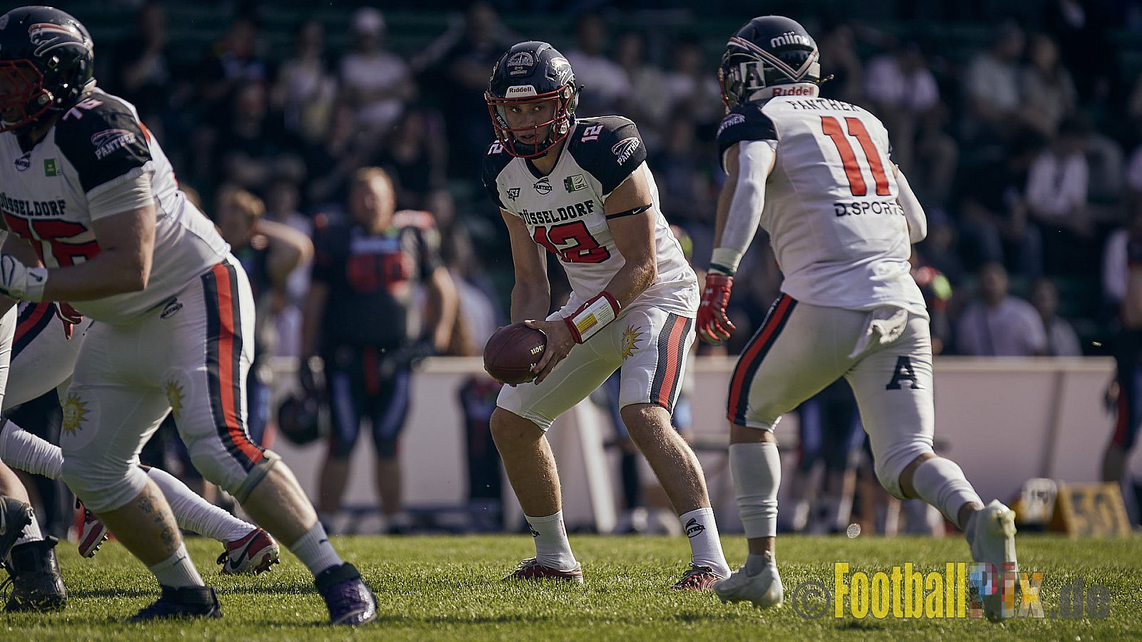 GFL2 Season 2023 Solingen Paladins vs. Düsseldorf Panther am 27.05.2023 im Stadion Jahnkampfbahn Solingen, Adolf-Clarenbach-Straße 36, 42719 Solingen. Punkte Endstand 20 : 21.
[Bildnummer: 2023-05-27_0133] - SolingenPaladinsVsDPanther