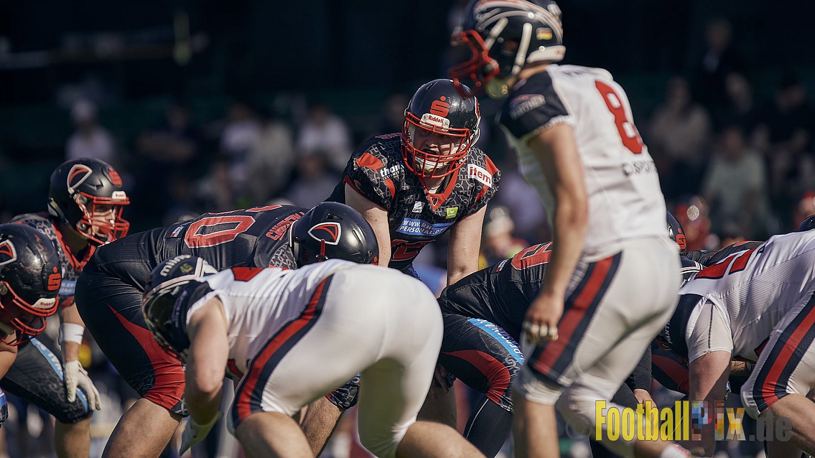 GFL2 Season 2023 Solingen Paladins vs. Düsseldorf Panther am 27.05.2023 im Stadion Jahnkampfbahn Solingen, Adolf-Clarenbach-Straße 36, 42719 Solingen. Punkte Endstand 20 : 21.
[Bildnummer: 2023-05-27_0222] - SolingenPaladinsVsDPanther