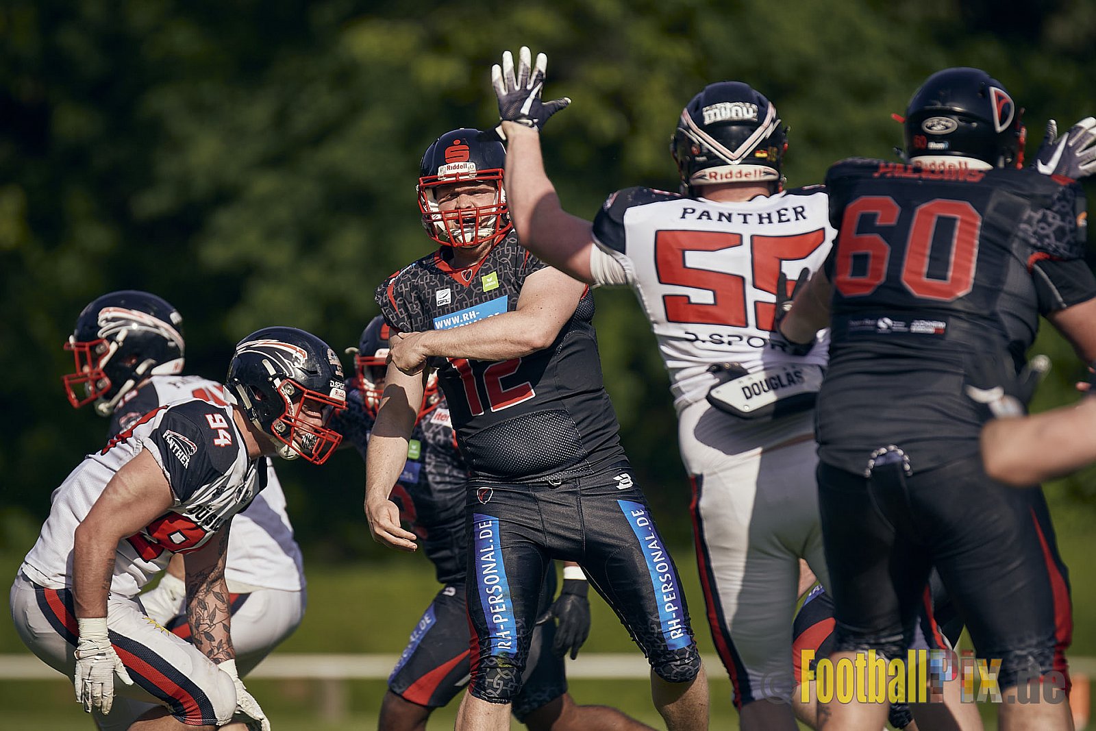 GFL2 Season 2023 Solingen Paladins vs. Düsseldorf Panther am 27.05.2023 im Stadion Jahnkampfbahn Solingen, Adolf-Clarenbach-Straße 36, 42719 Solingen. Punkte Endstand 20 : 21.
[Bildnummer: 2023-05-27_0266] - SolingenPaladinsVsDPanther