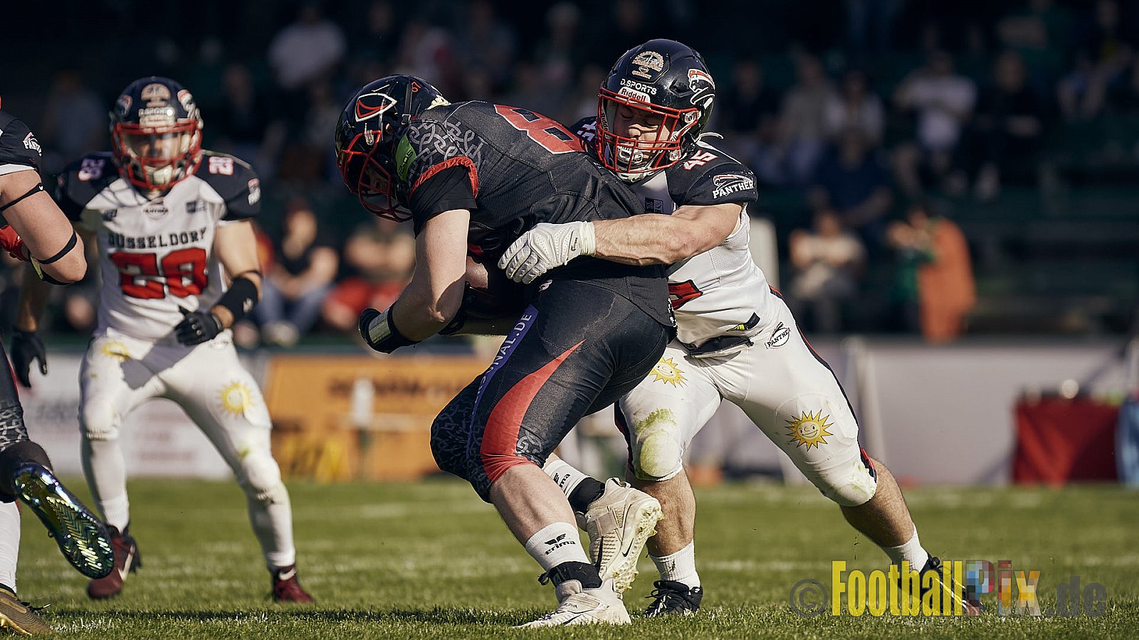 GFL2 Season 2023 Solingen Paladins vs. Düsseldorf Panther am 27.05.2023 im Stadion Jahnkampfbahn Solingen, Adolf-Clarenbach-Straße 36, 42719 Solingen. Punkte Endstand 20 : 21.
[Bildnummer: 2023-05-27_0361] - SolingenPaladinsVsDPanther