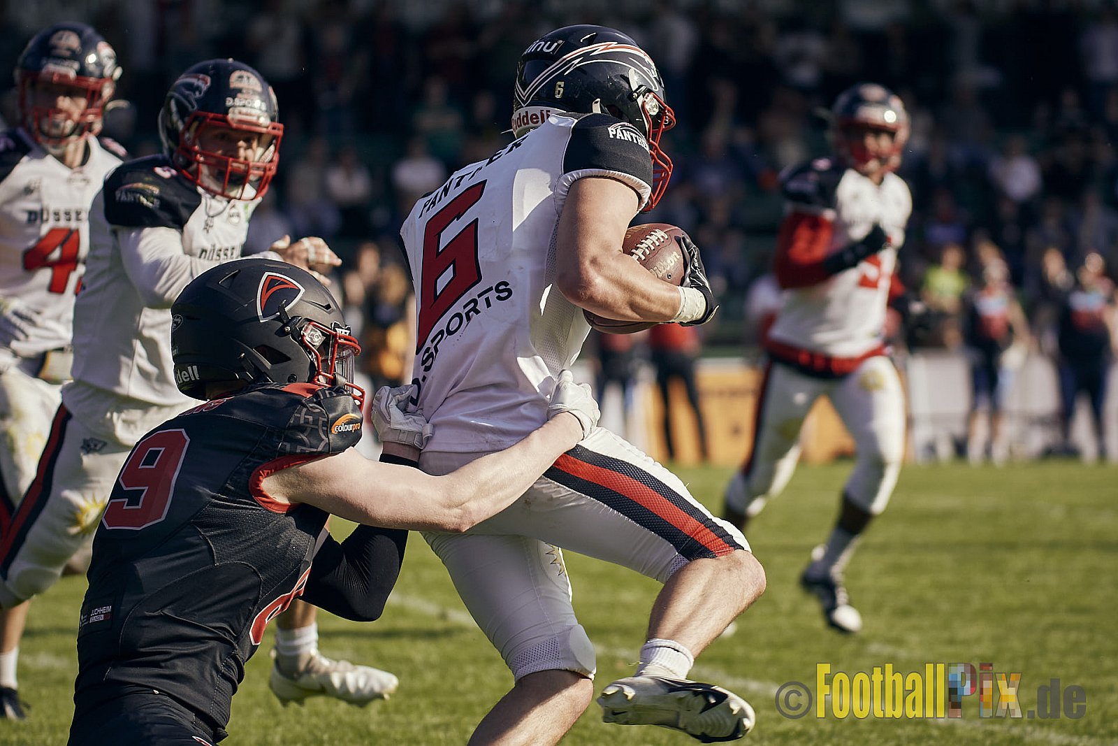 GFL2 Season 2023 Solingen Paladins vs. Düsseldorf Panther am 27.05.2023 im Stadion Jahnkampfbahn Solingen, Adolf-Clarenbach-Straße 36, 42719 Solingen. Punkte Endstand 20 : 21.
[Bildnummer: 2023-05-27_0396] - SolingenPaladinsVsDPanther