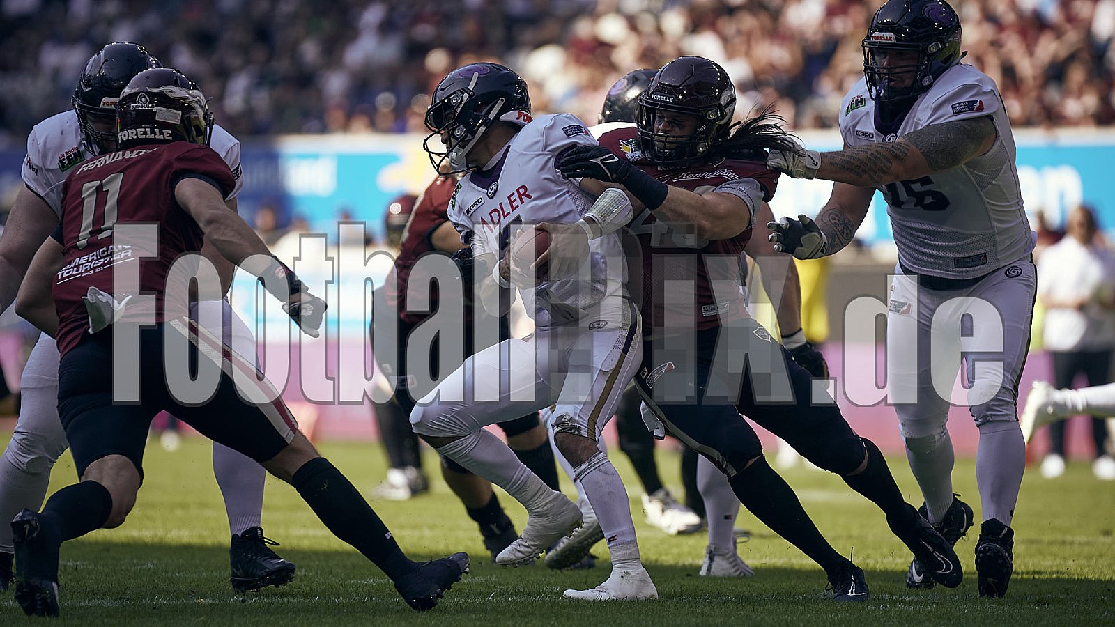 Die 1.Spielwoche der European League of Football (ELF) Season 2023 Rhein Fire vs. Frankfurt Galaxy  am 4.06.2023 im Stadion Schauinsland-Reisen-Arena, Margaretenstraße 5-7, 47055 Duisburg. Punkte Endstand 33 : 9. 
Bildnummer: 2023-06-04_0439 - ELF FrankfurtGalaxy@RheinFire