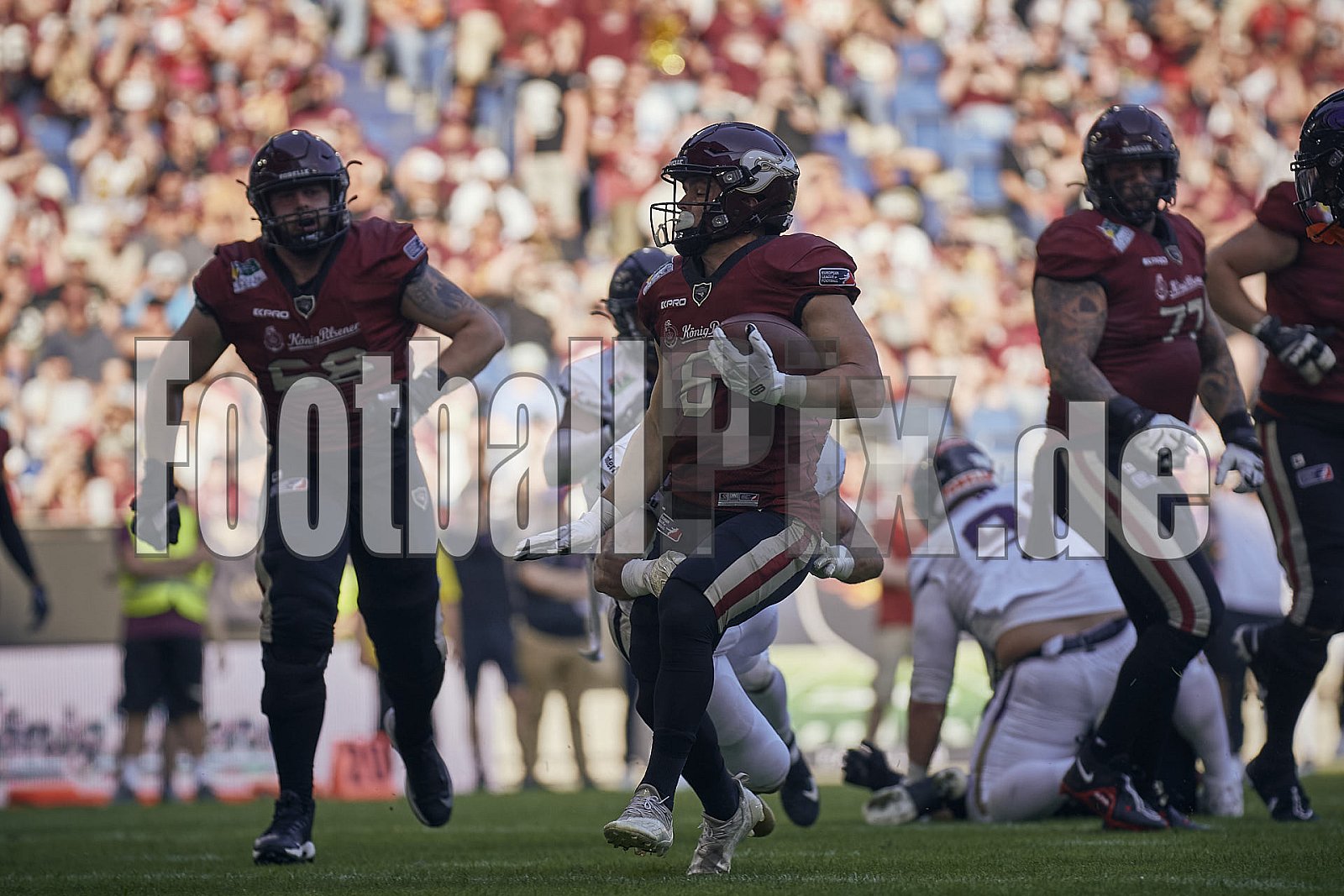 Die 1.Spielwoche der European League of Football (ELF) Season 2023 Rhein Fire vs. Frankfurt Galaxy  am 4.06.2023 im Stadion Schauinsland-Reisen-Arena, Margaretenstraße 5-7, 47055 Duisburg. Punkte Endstand 33 : 9. 
Bildnummer: 2023-06-04_0704 - ELF FrankfurtGalaxy@RheinFire