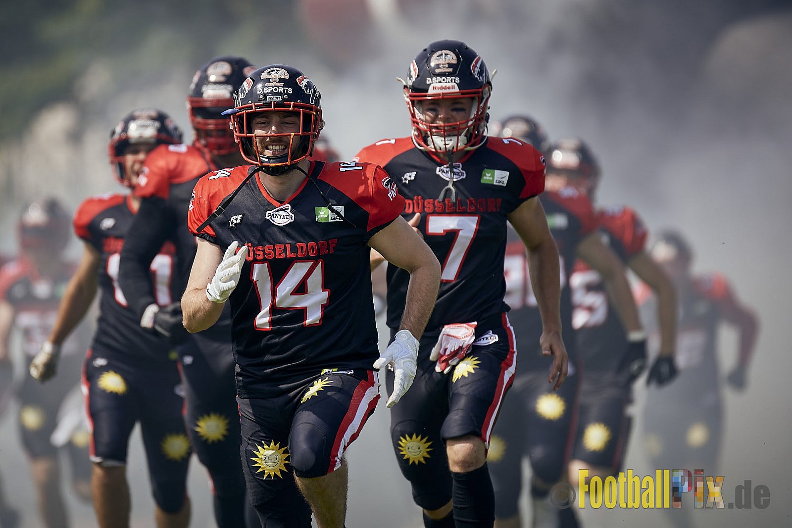 Spiel der GFL2 Season 2023 Düsseldorf Panther vs. Rostock Griffins am 17.06.2023 im Stadion VfL Benrath, Karl-Hohmann-Straße 70, 40597 Düsseldorf. Punkte Endstand 46 : 26. 
Bildnummer: 2023-06-17_0016 - DPantherVsRostockGriffins