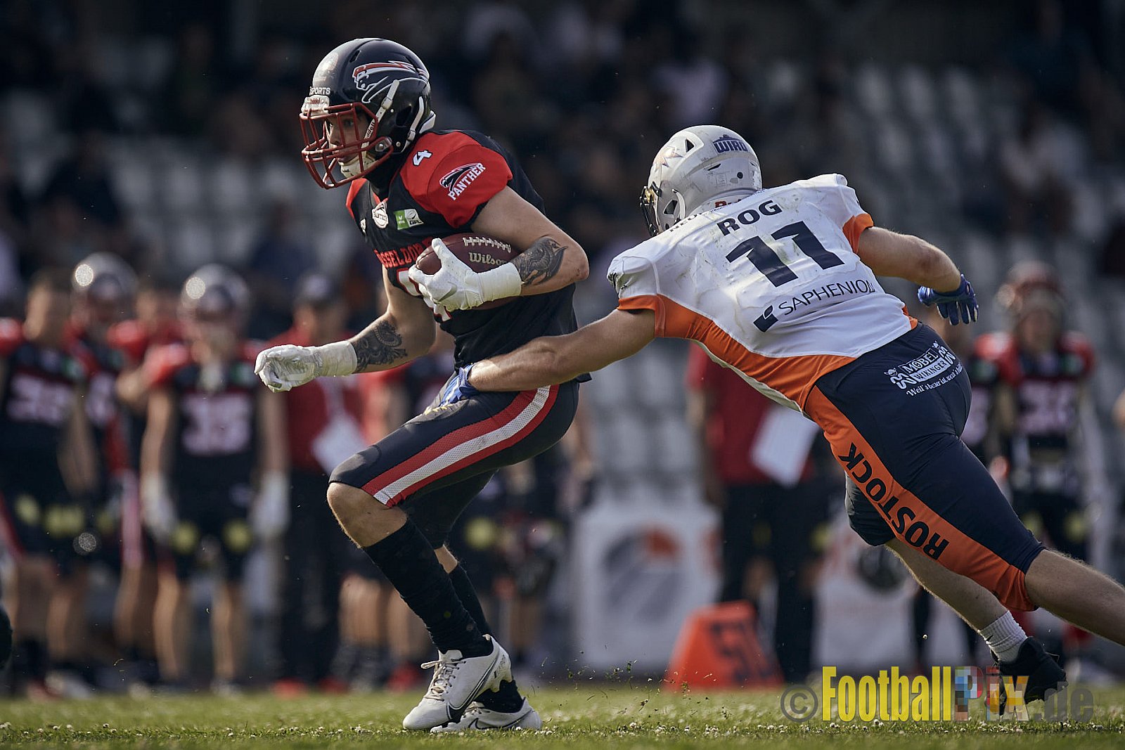 Spiel der GFL2 Season 2023 Düsseldorf Panther vs. Rostock Griffins am 17.06.2023 im Stadion VfL Benrath, Karl-Hohmann-Straße 70, 40597 Düsseldorf. Punkte Endstand 46 : 26. 
Bildnummer: 2023-06-17_0392 - DPantherVsRostockGriffins