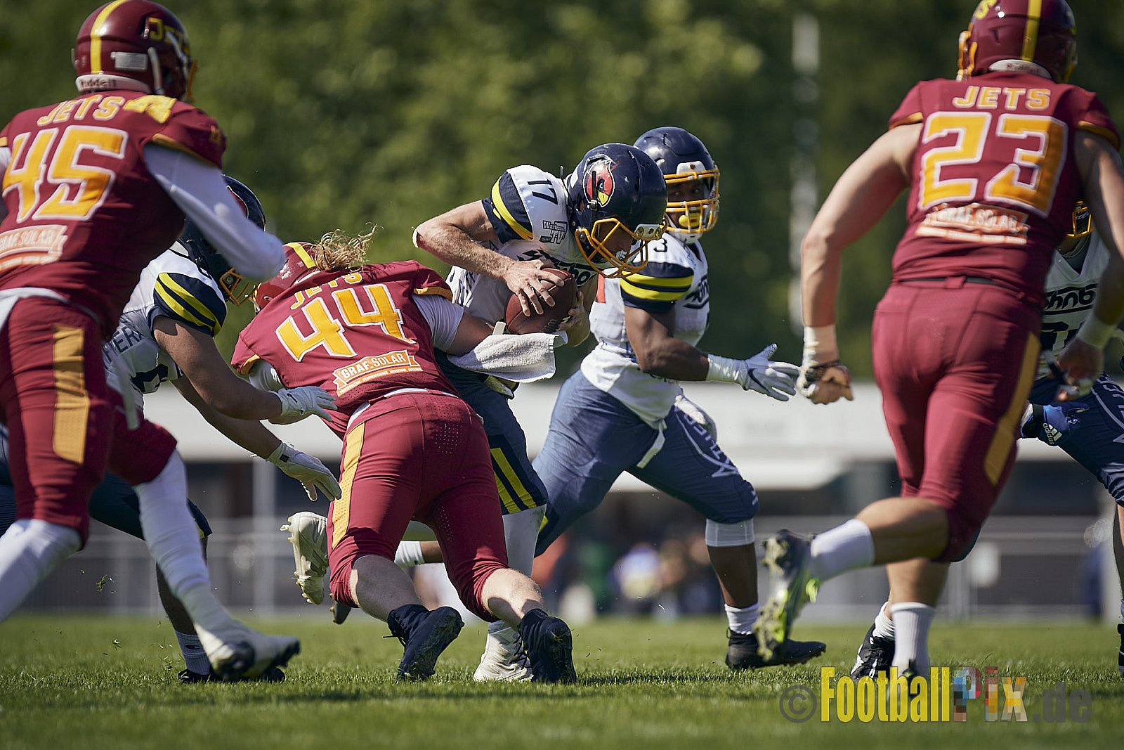 AFCV NRW Regionalliga Season 2023 Essen Assindia Cardinals vs. Troisdorf Jets am 25.06.2023 im Stadion Stadion am Hallo, Hallostraße 50, 45141 Essen. Punkte Endstand 20 : 35. 
Bildnummer: 2023-06-25_0411 - EssenAssindiaCardinalsVsTroisdorfJets