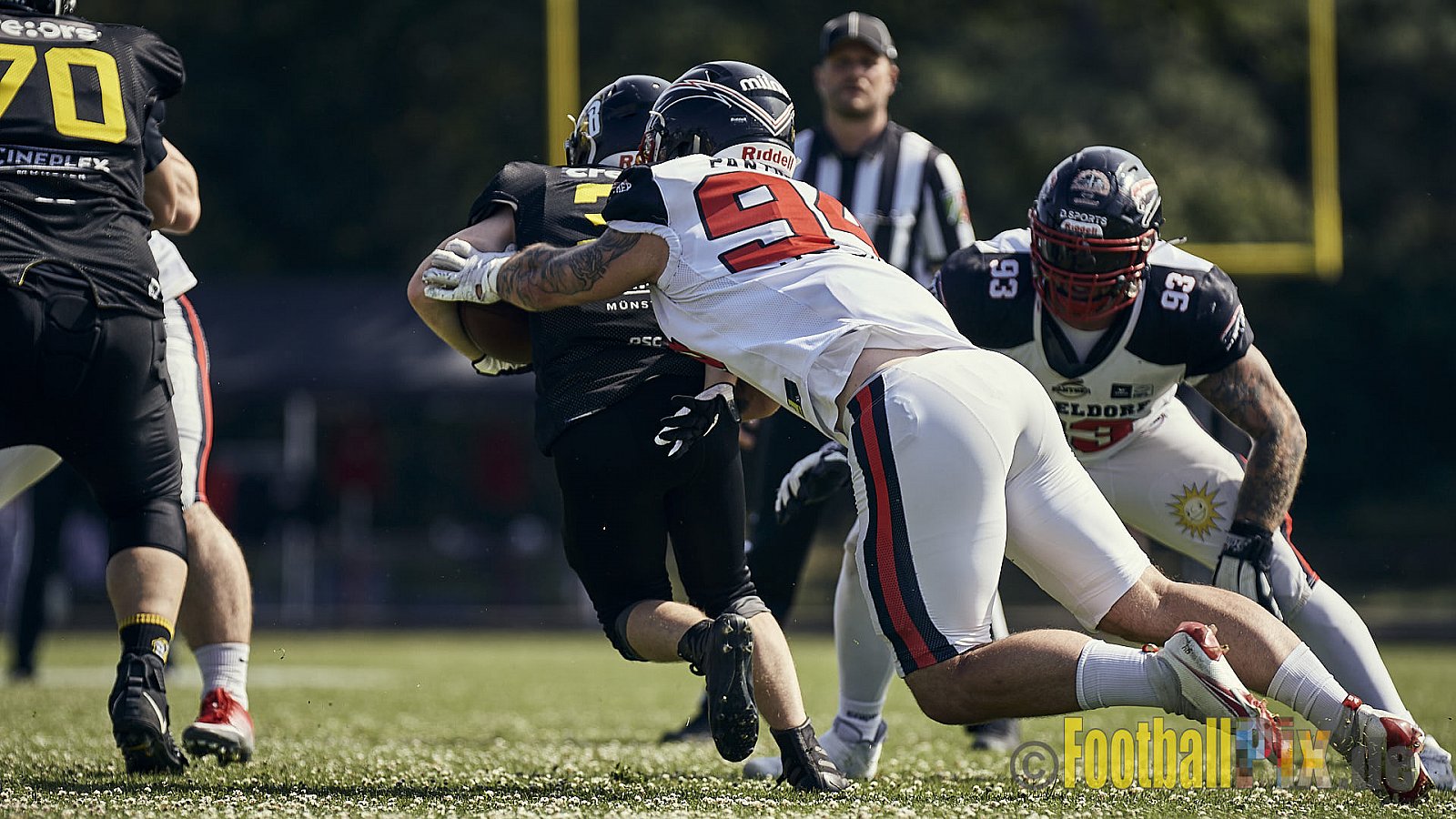 Spiel der GFL2 Season 2023 Düsseldorf Panther vs. Münster Blackhawks am 08.07.2023 im Stadion VfL Benrath, Karl-Hohmann-Straße 70, 40597 Düsseldorf. Punkte Endstand 39 : 0. 
Bildnummer: 2023-07-08_0109 - DPantherVsMsBlackhawks