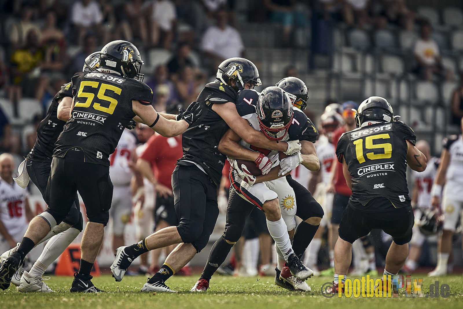 Spiel der GFL2 Season 2023 Düsseldorf Panther vs. Münster Blackhawks am 08.07.2023 im Stadion VfL Benrath, Karl-Hohmann-Straße 70, 40597 Düsseldorf. Punkte Endstand 39 : 0. 
Bildnummer: 2023-07-08_0325 - DPantherVsMsBlackhawks