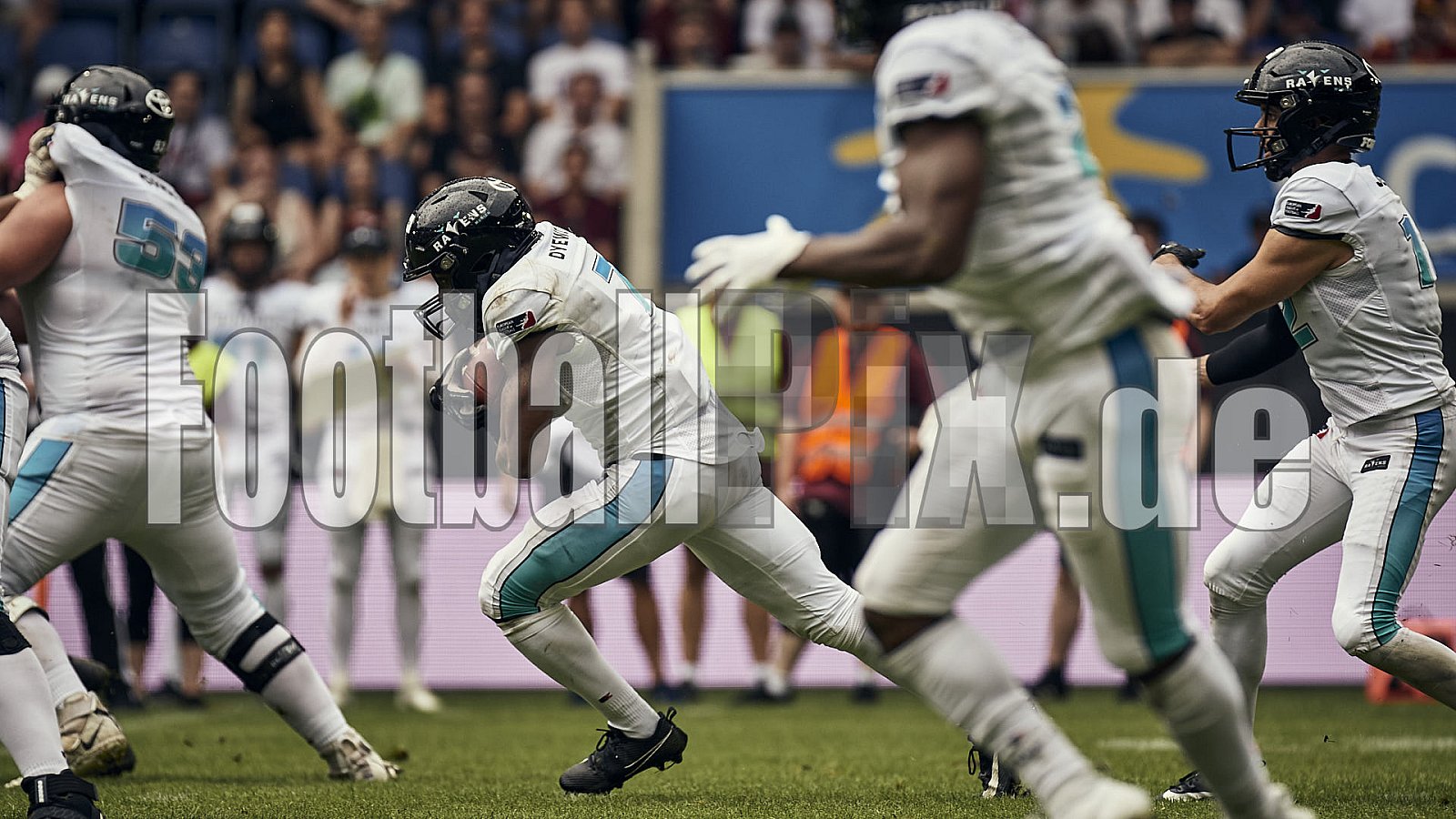Die 6.Spielwoche der European League of Football (ELF) Season 2023 Rhein Fire vs. Munich Ravens am 09.07.2023 im Stadion Schauinsland-Reisen-Arena, Margaretenstraße 5-7, 47055 Duisburg. Punkte Endstand 39 : 25. 
Bildnummer: 2023-07-09_0759 - ELF MunichRavens@RheinFire