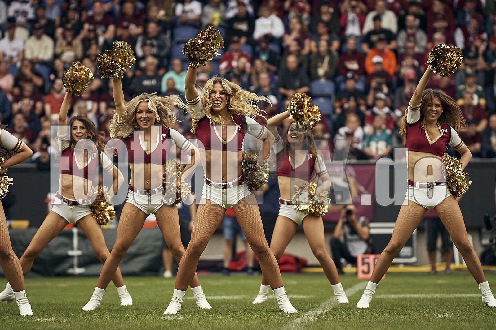 Die 8. Spielwoche der European League of Football (ELF) Season 2023 Rhein Fire vs. Cologne Centurions am 23.07.2023 im Stadion Schauinsland-Reisen-Arena, Margaretenstraße 5-7, 47055 Duisburg. Punkte Endstand 62 : 03. 
Bildnummer: 2023-07-23_0097 - ELF CologneCenturions@RheinFire