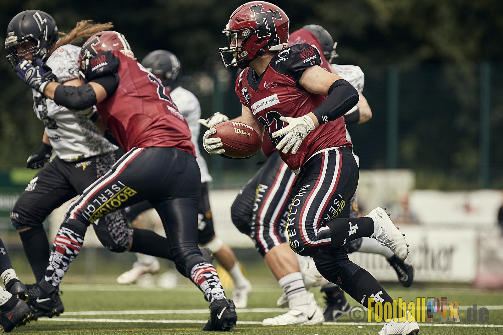 AFCV Landesliga NRW Season 2023 Iserlohn Titans vs. Lüdenscheid Lightnings am 5.08.2023 im Stadion inceptum-Stadion am Seilersee, Seeuferstraße 26, 58636 Iserlohn. Punkte Endstand 18 : 28. 
Bildnummer: 2023-08-05_0124 - IserlohnTitansVsLuedenscheidLightnings